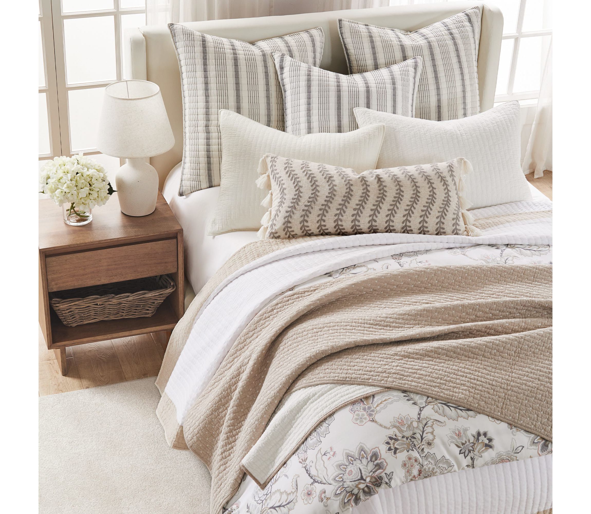 Ophelia Comforter Set
