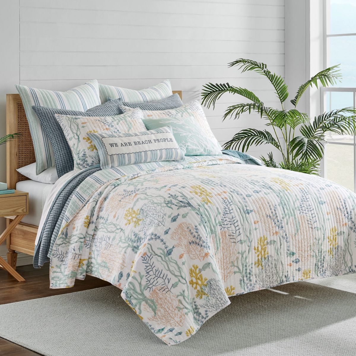 Ocean Meadow Quilt Set