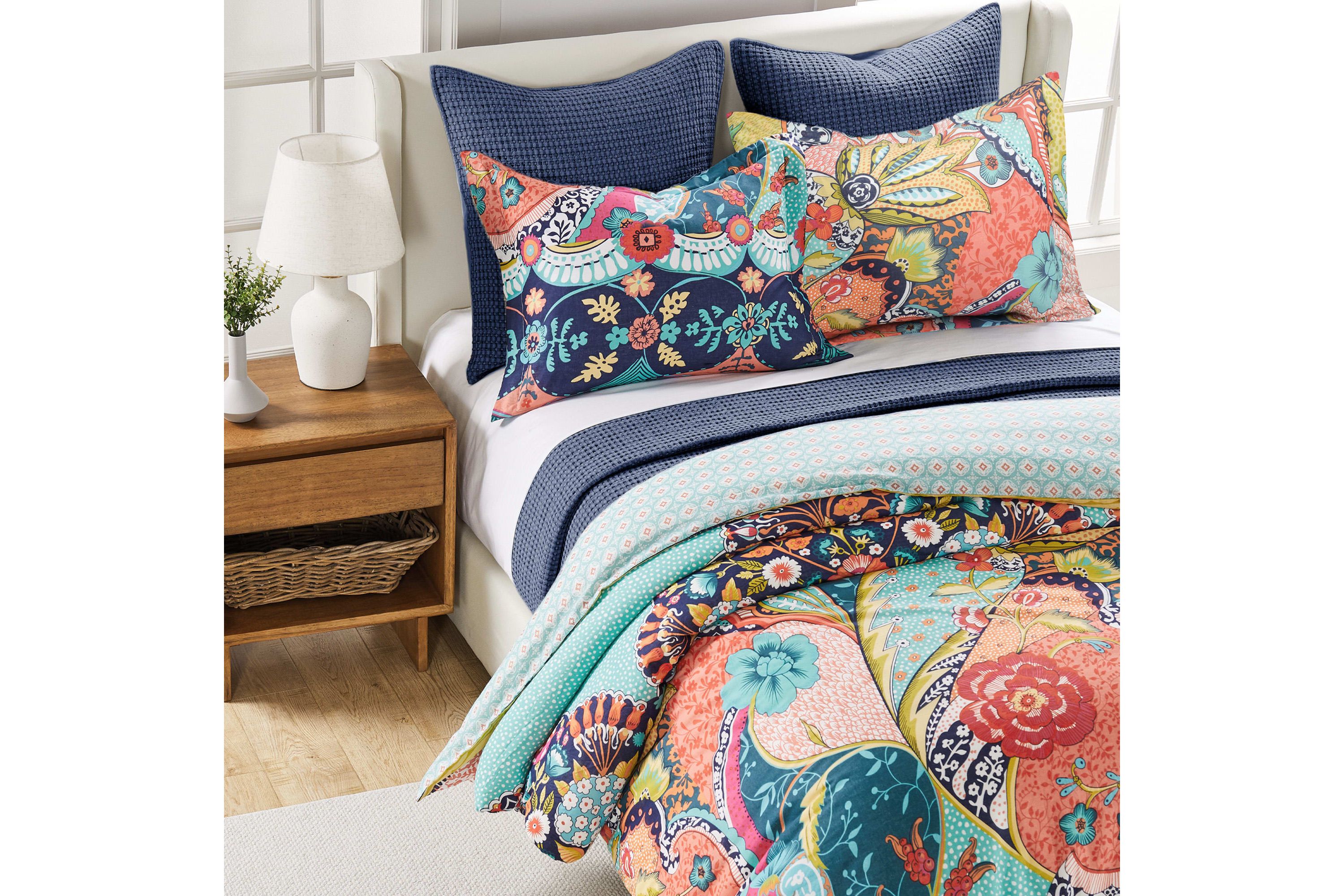 Jules Comforter Set
