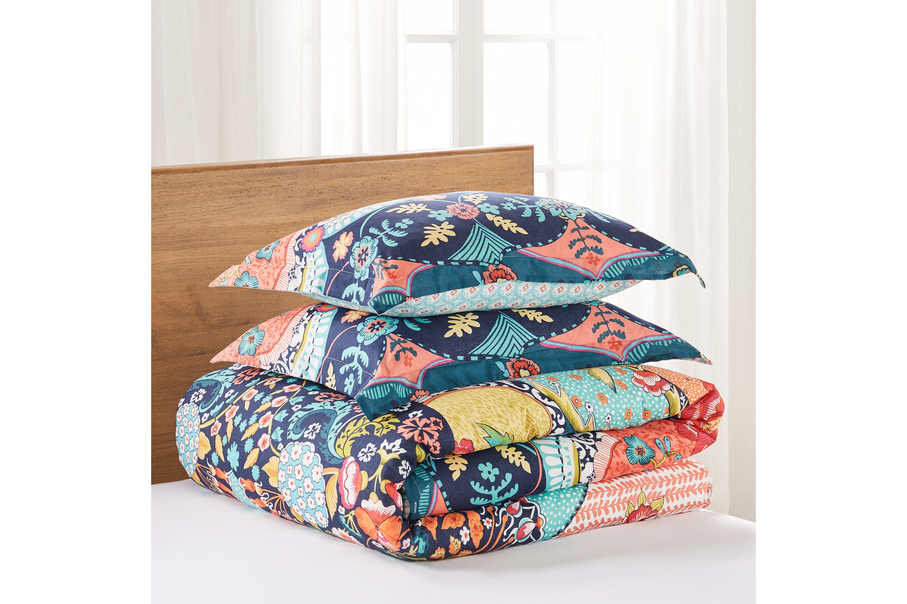 Jules Comforter Set