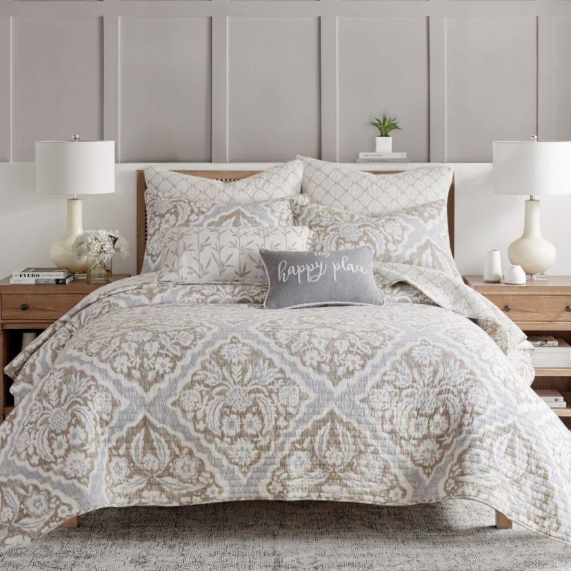 Becker Blue Quilt Set