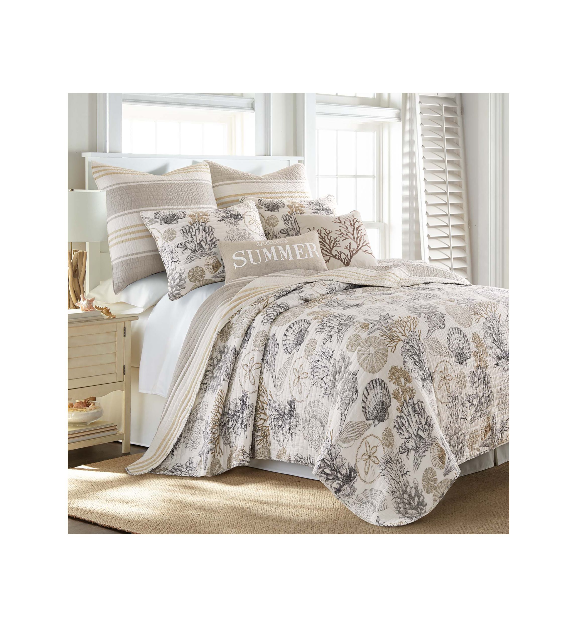 Caspian Sea Reversible Quilt Set