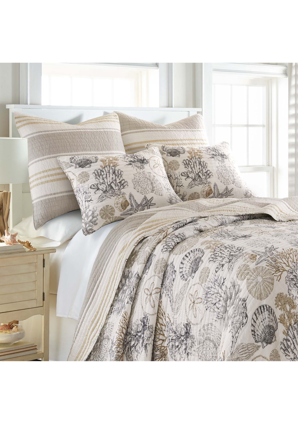 Caspian Sea Reversible Quilt Set