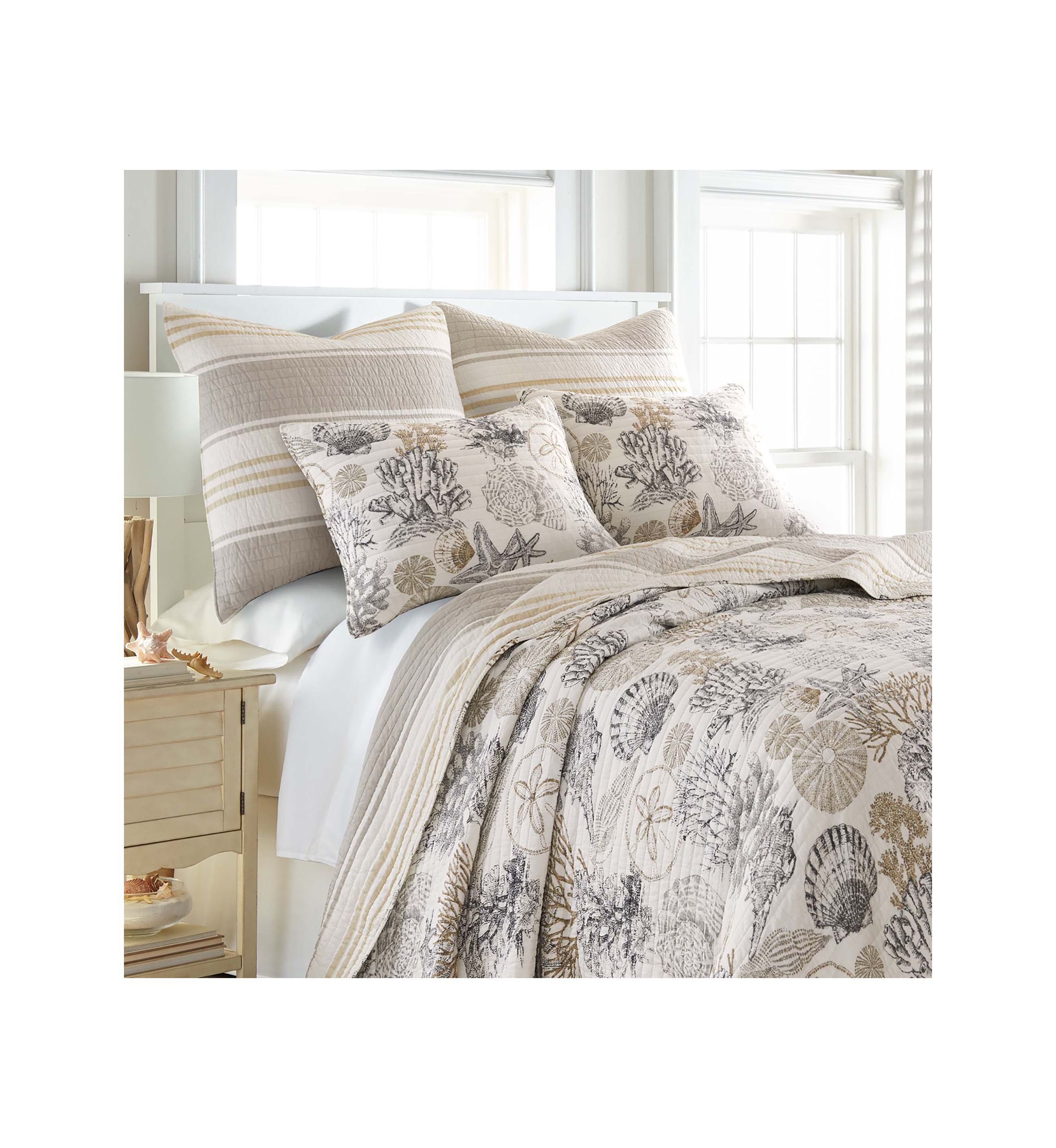Caspian Sea Reversible Quilt Set