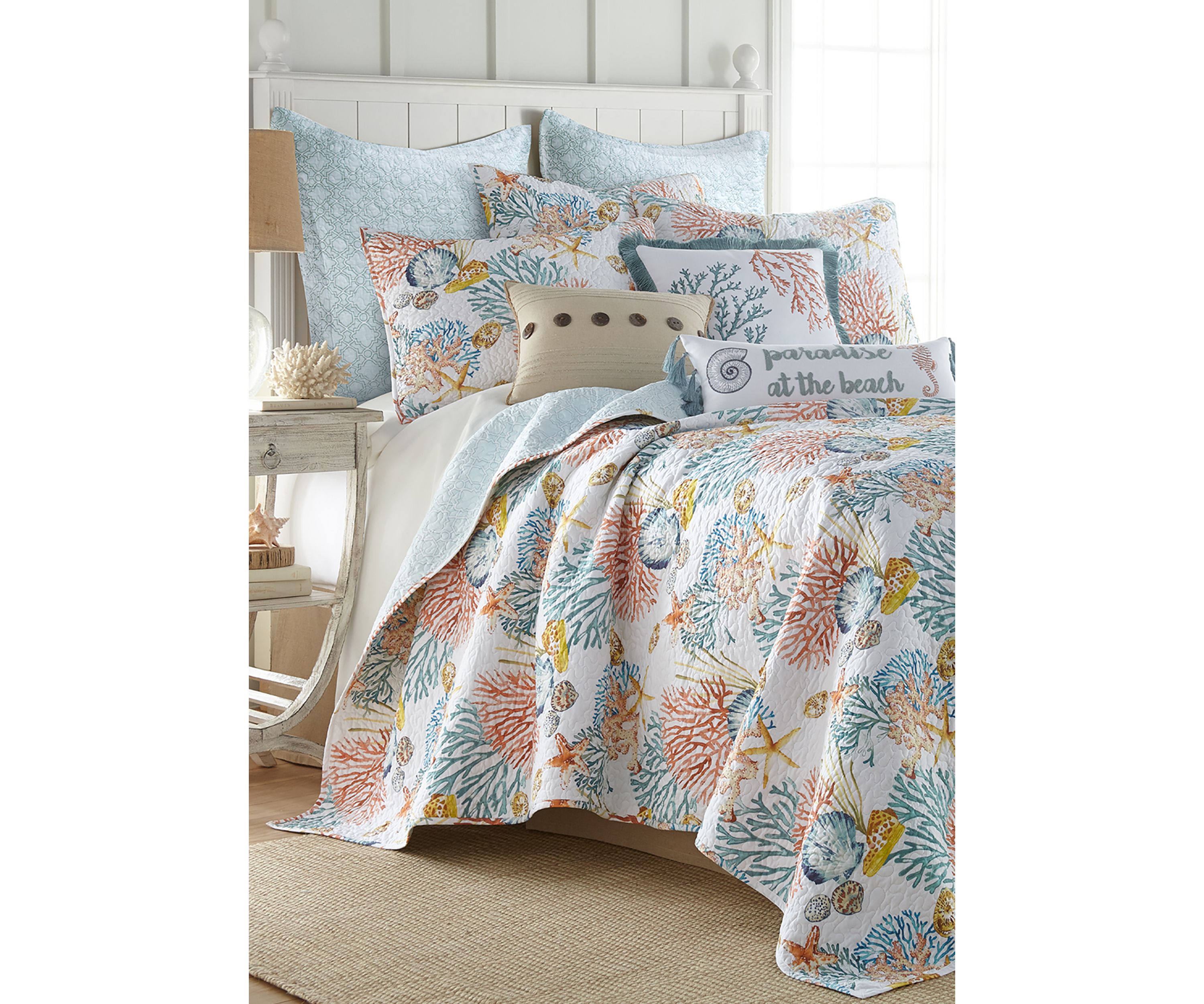 Bay Islands Reversible Quilt Set