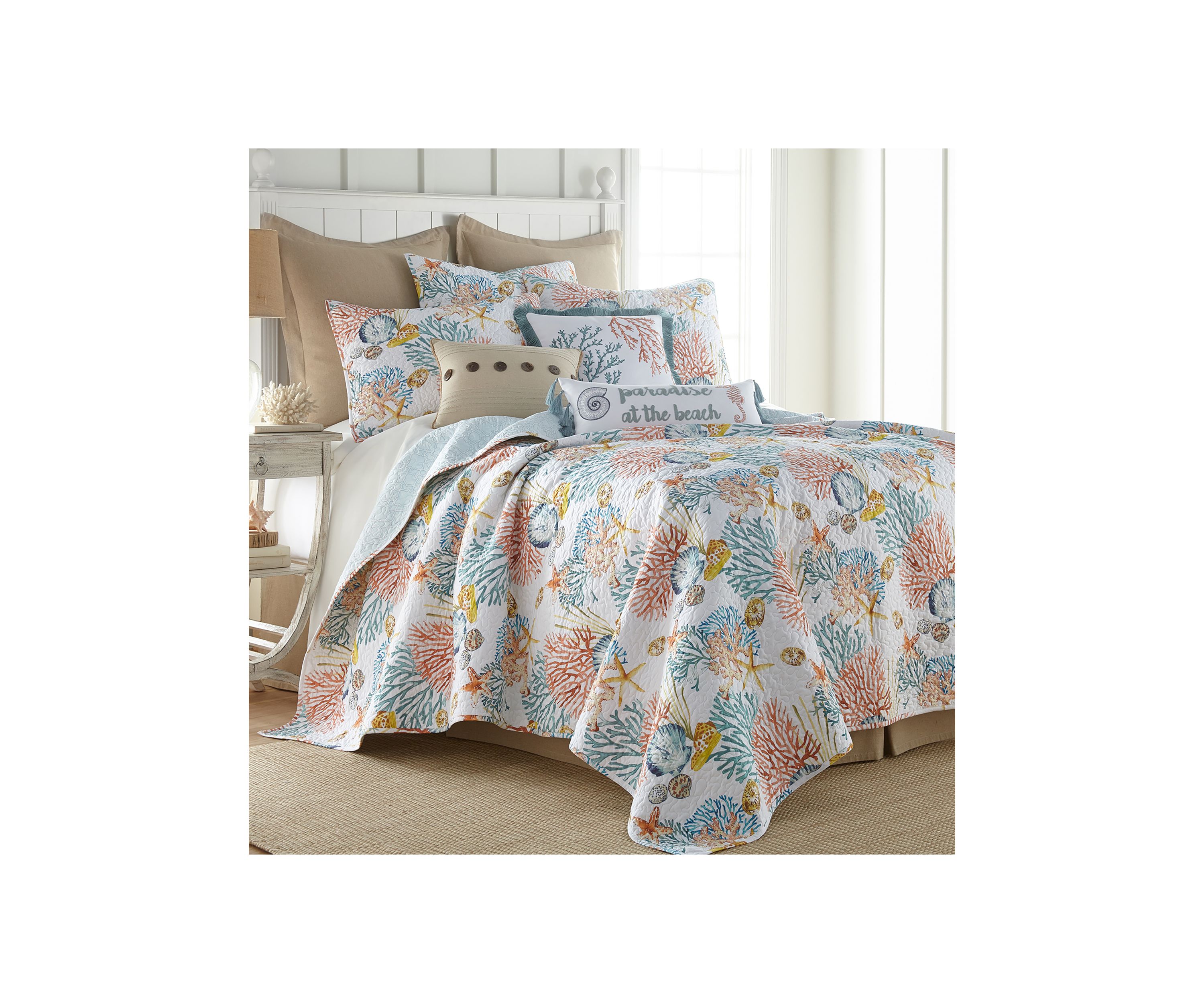 Bay Islands Reversible Quilt Set