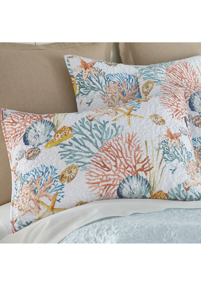 Bay Islands Reversible Quilt Set