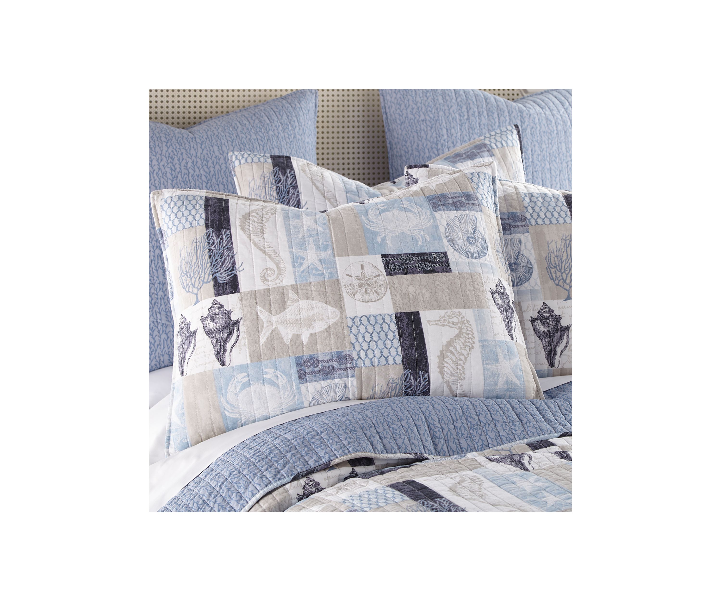 Cerralvo Reversible Quilt Set