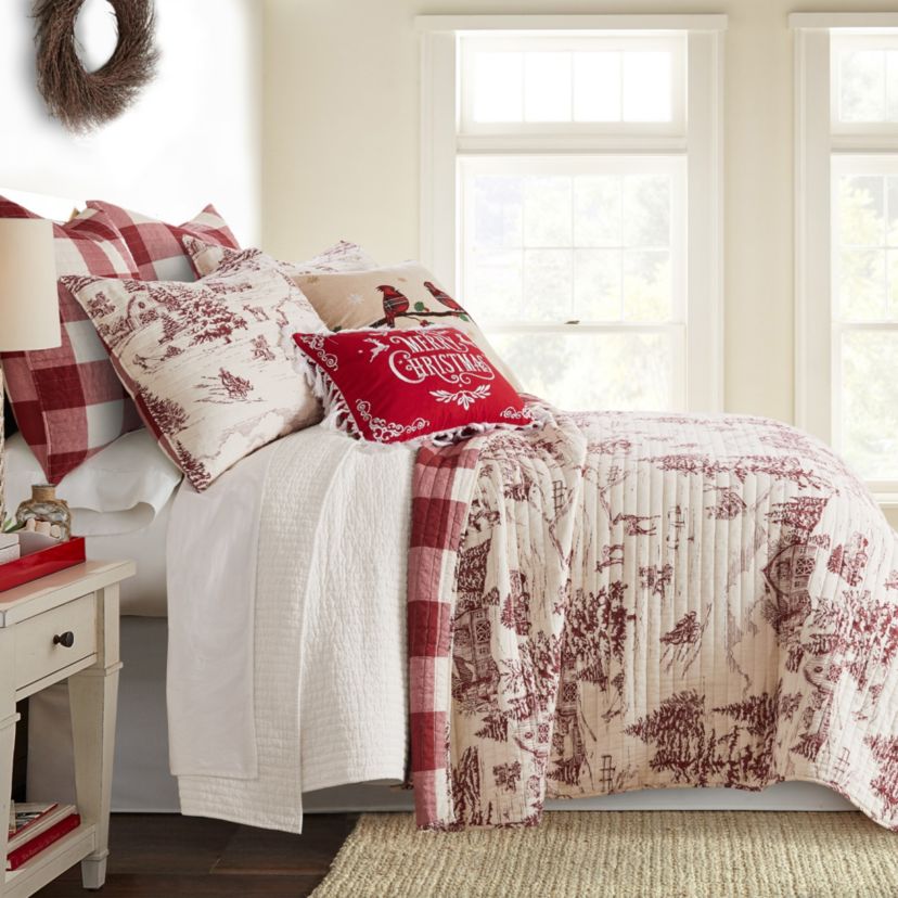 Winter Sleigh Ride Red Quilt Set