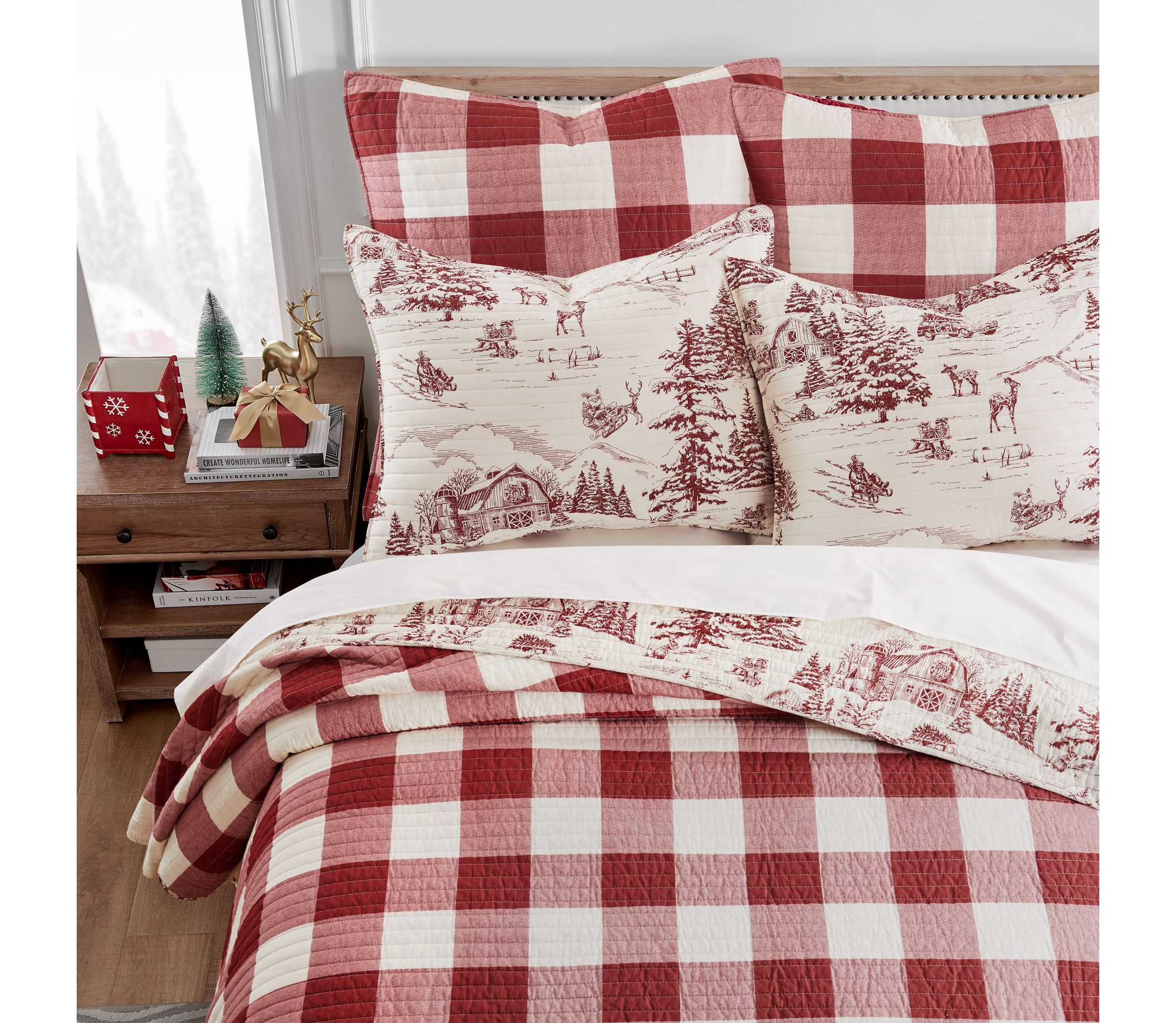 Winter Sleigh Ride Red Quilt Set