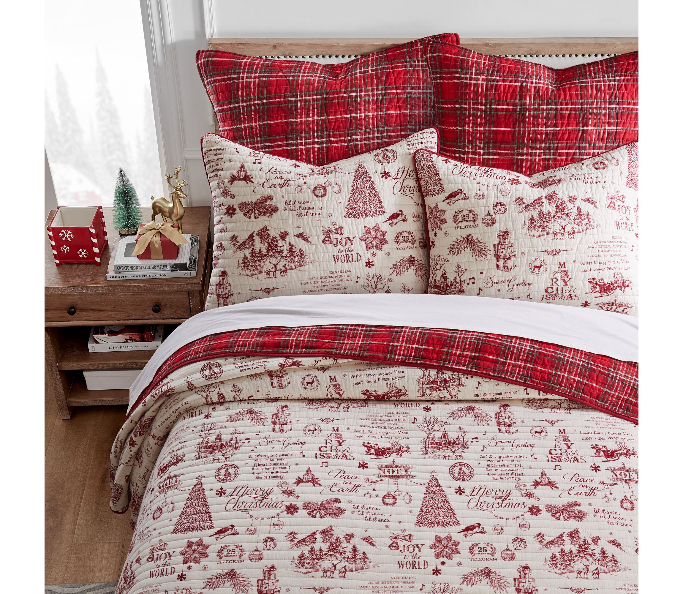 Yuletide Bedspread Set