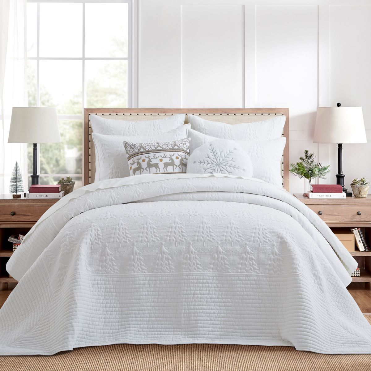 O Christmas Tree White Bedspread Set
