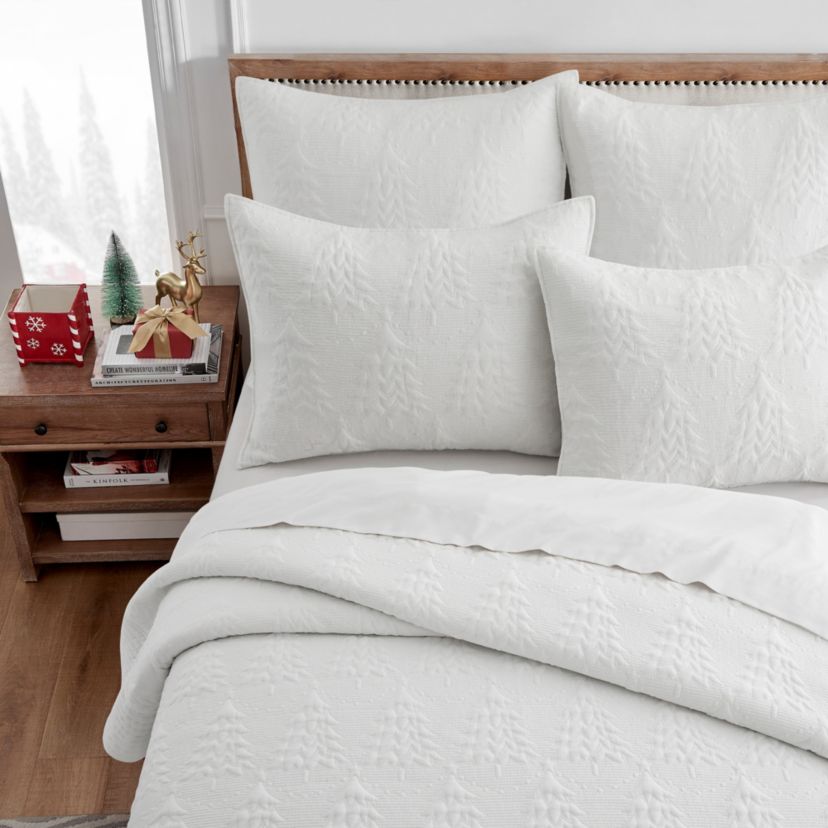 O Christmas Tree White Bedspread Set