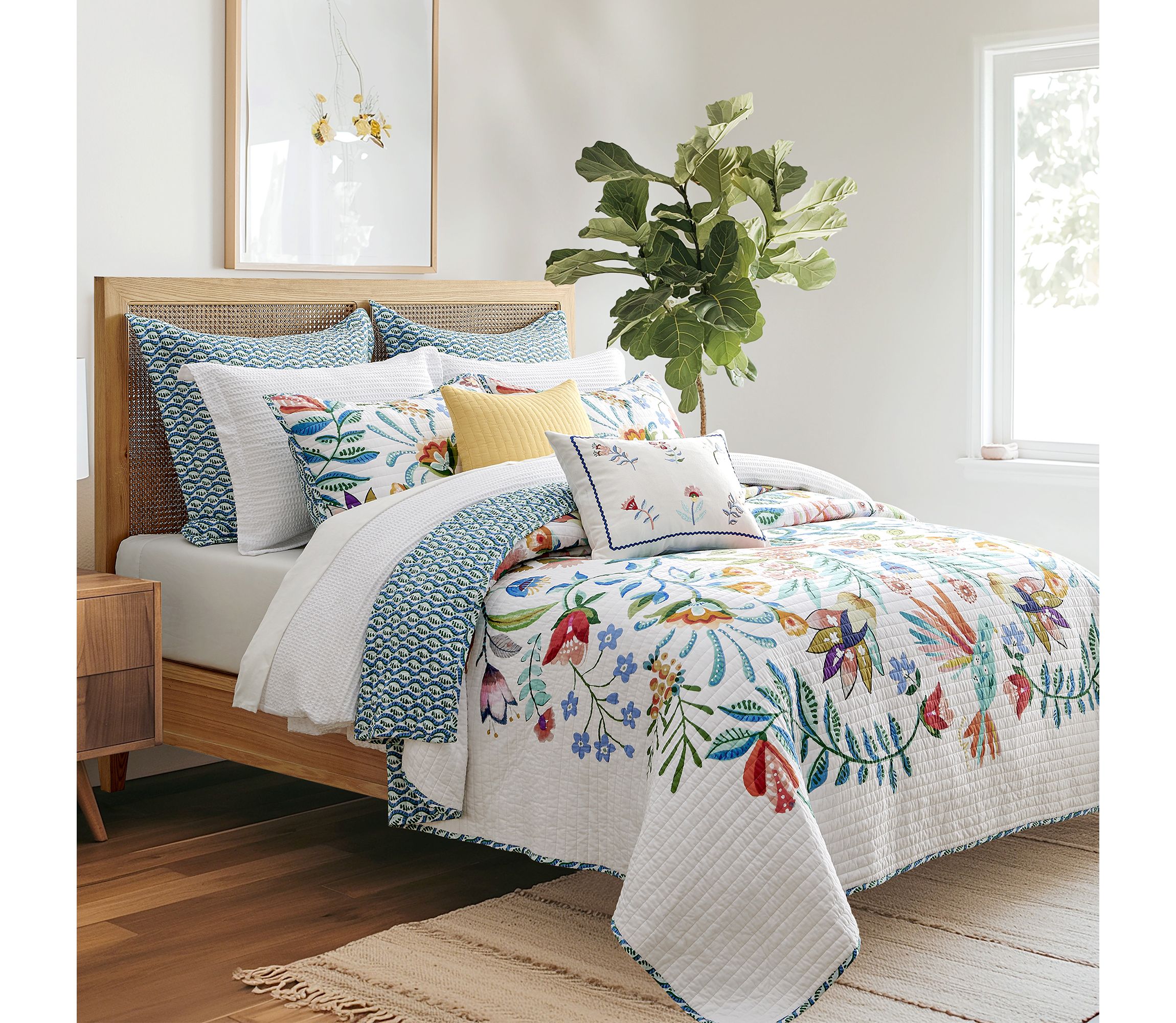 Danika Quilt Set