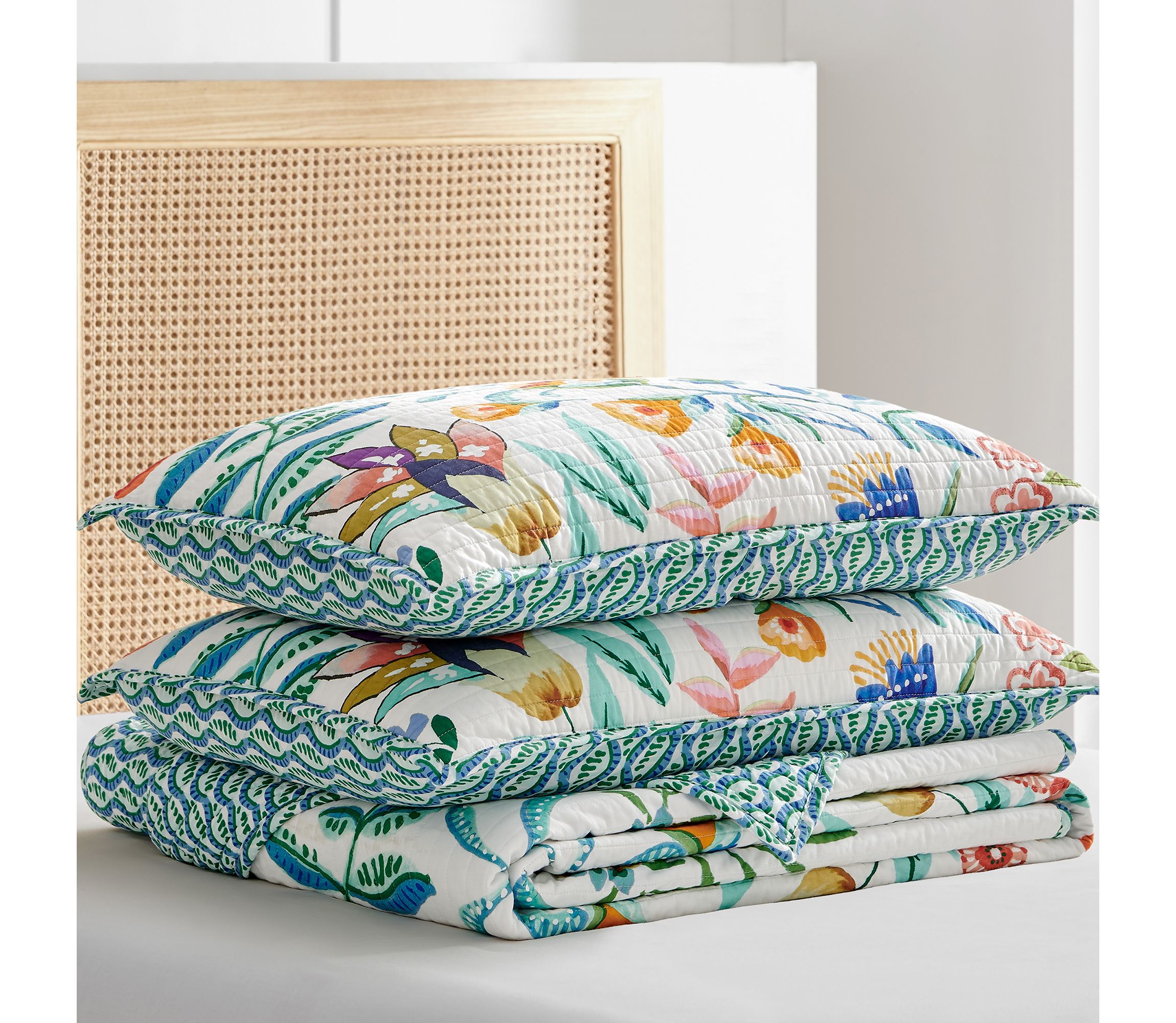 Danika Quilt Set