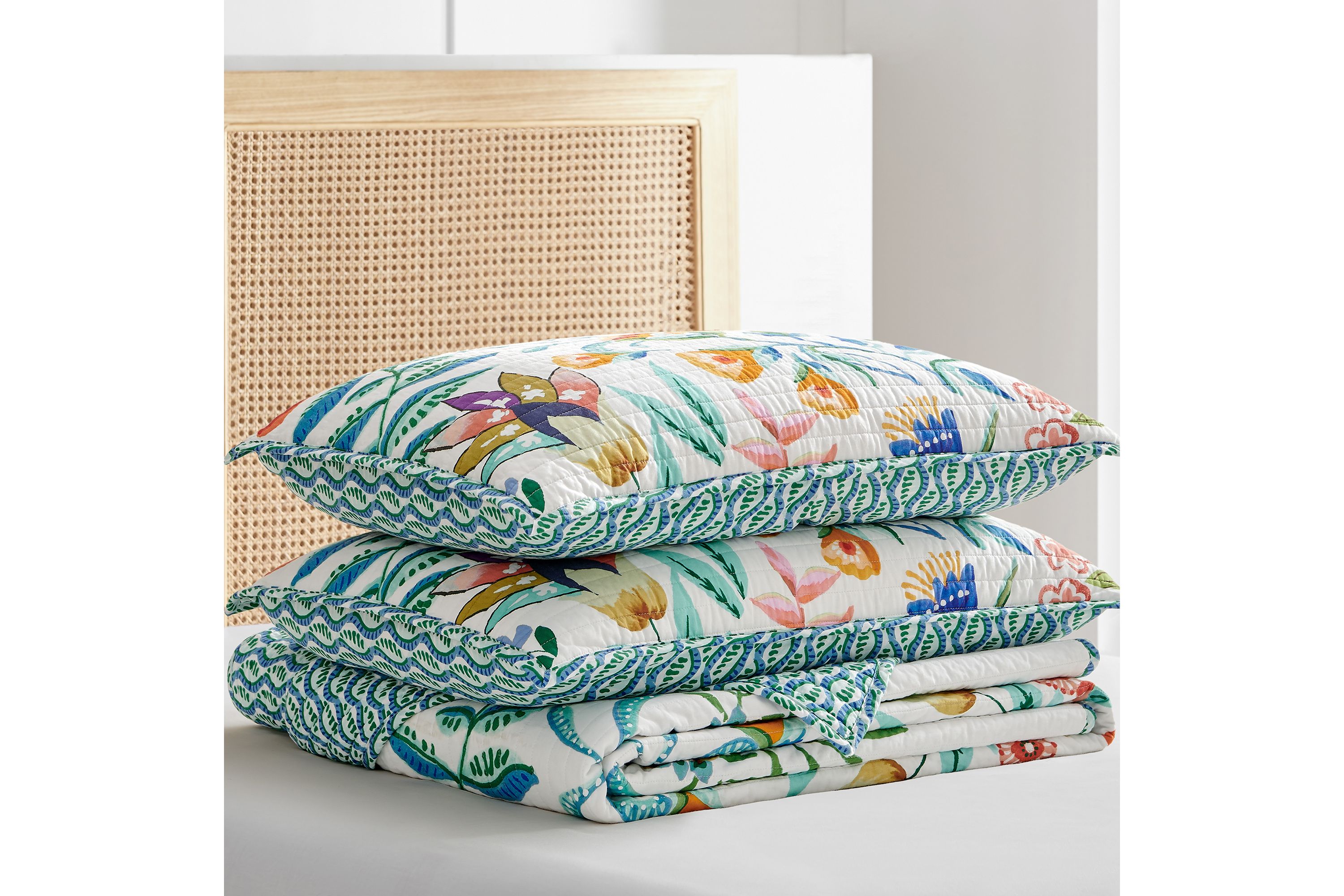 Danika Quilt Set