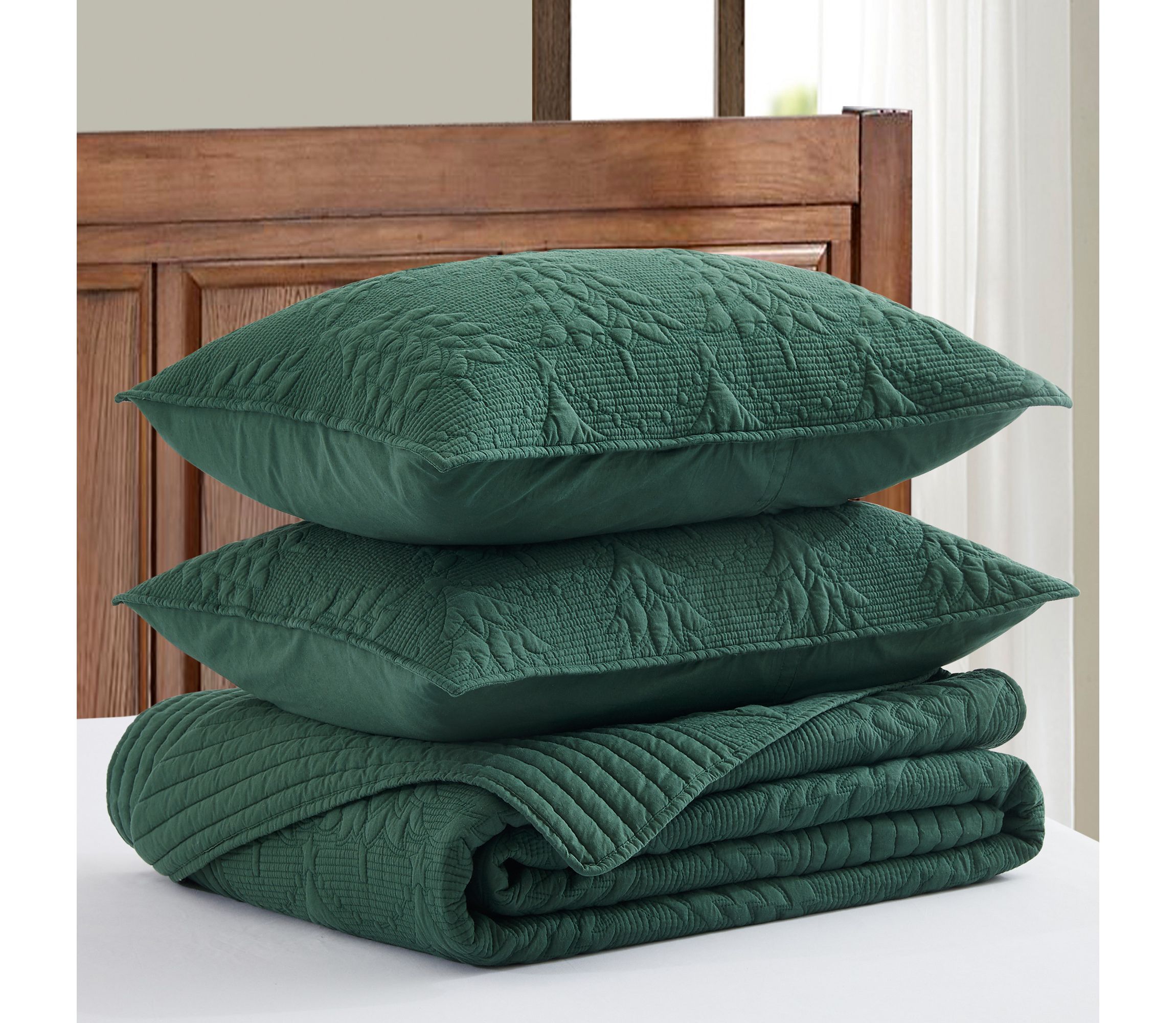 O Christmas Tree Green  Quilt Set