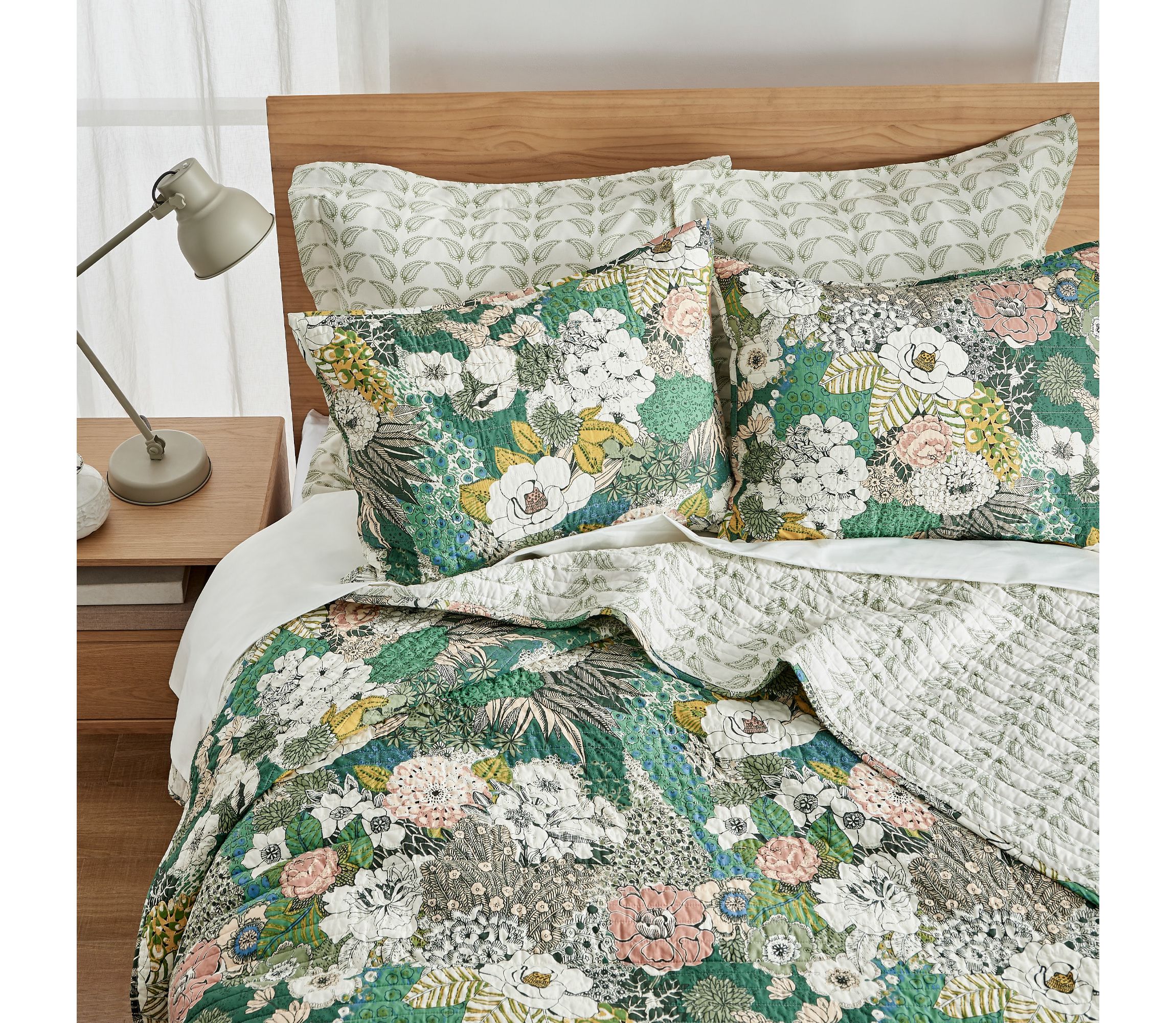 Bettina Floral Comforter
