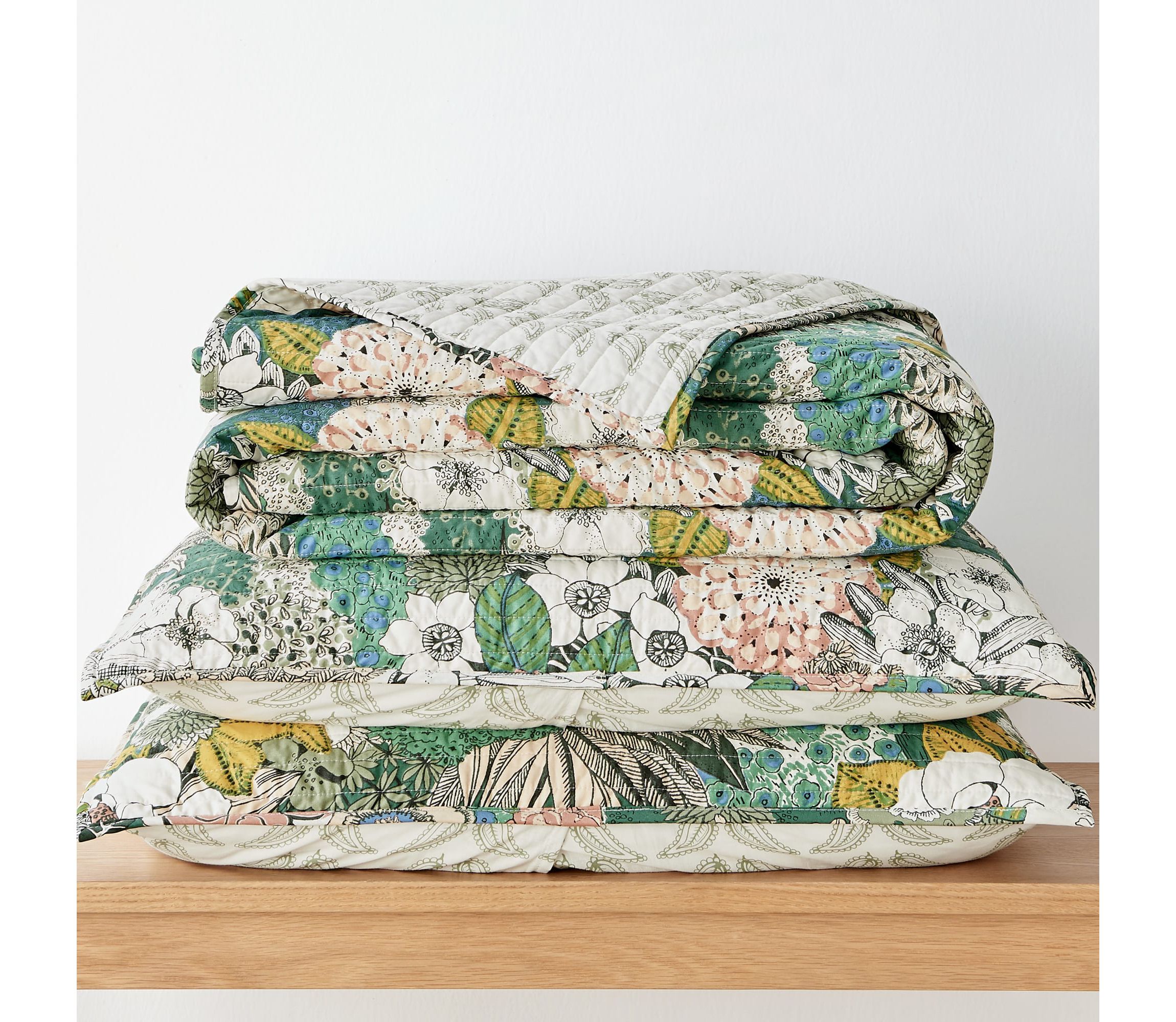 Bettina Floral Comforter