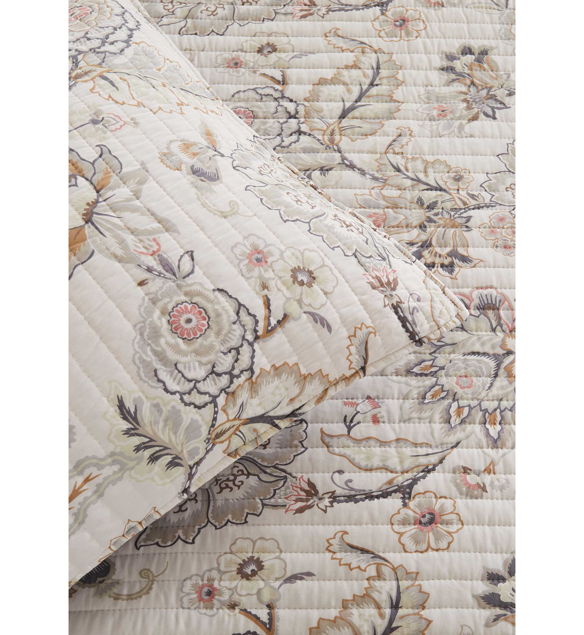 Ophelia Bedspread Set