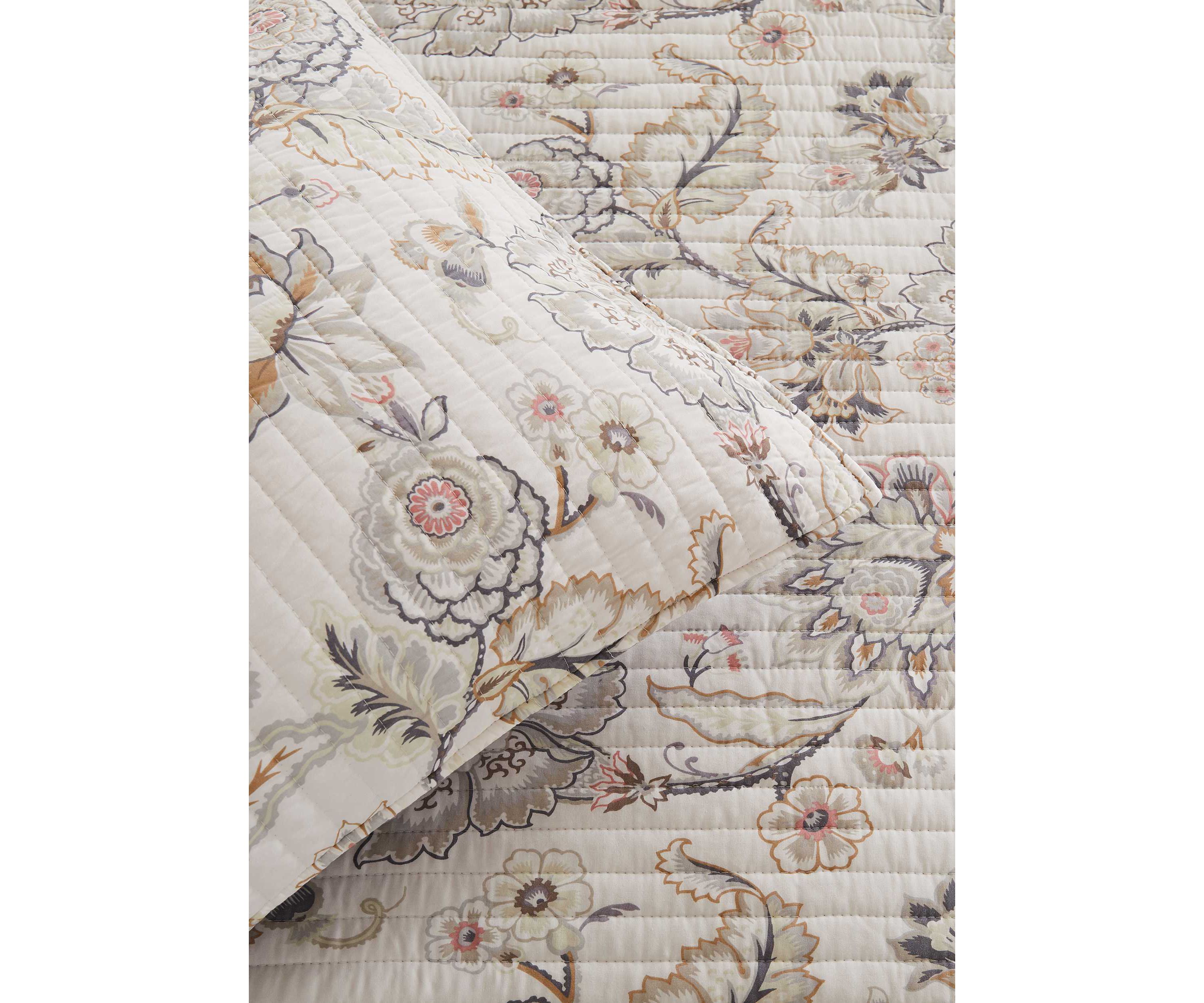 Ophelia Bedspread Set