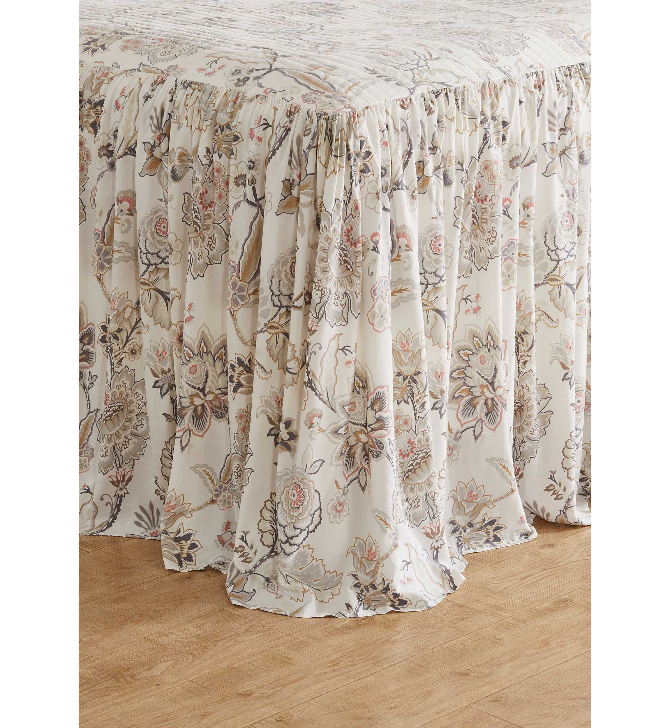 Ophelia Bedspread Set