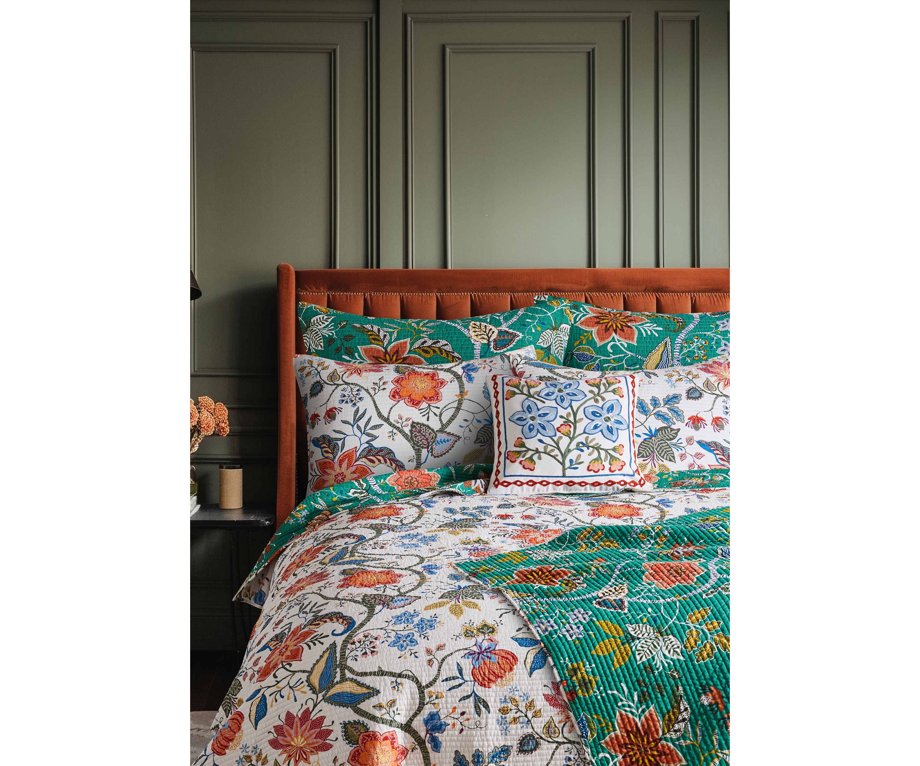 Carmina Quilt Set