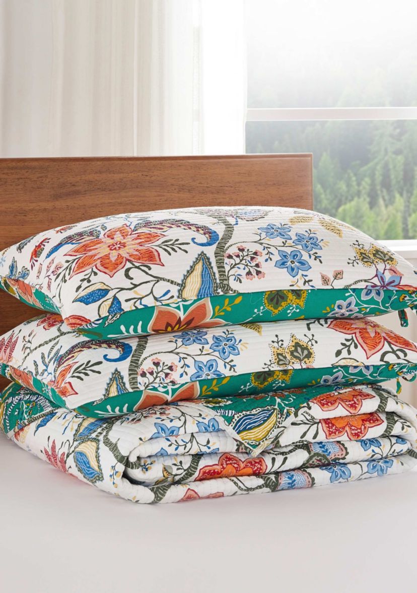 Carmina Quilt Set