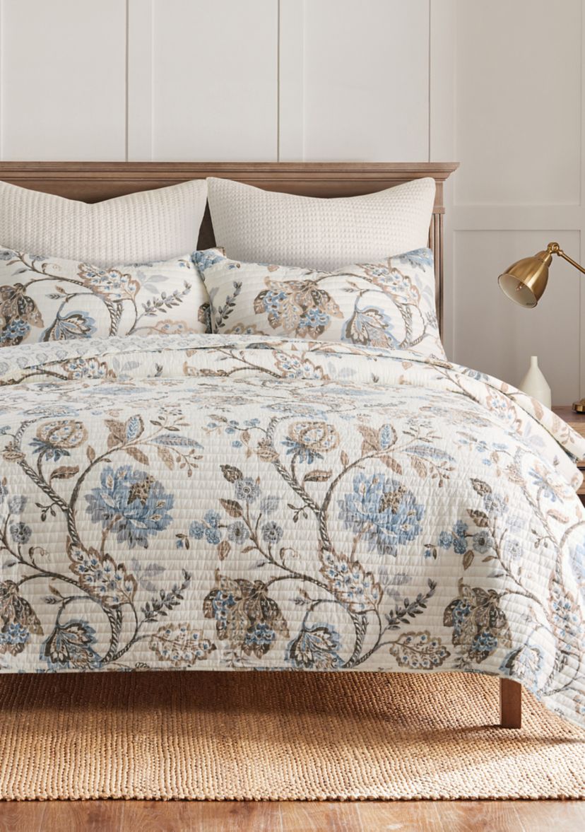 Sarella Quilt Set
