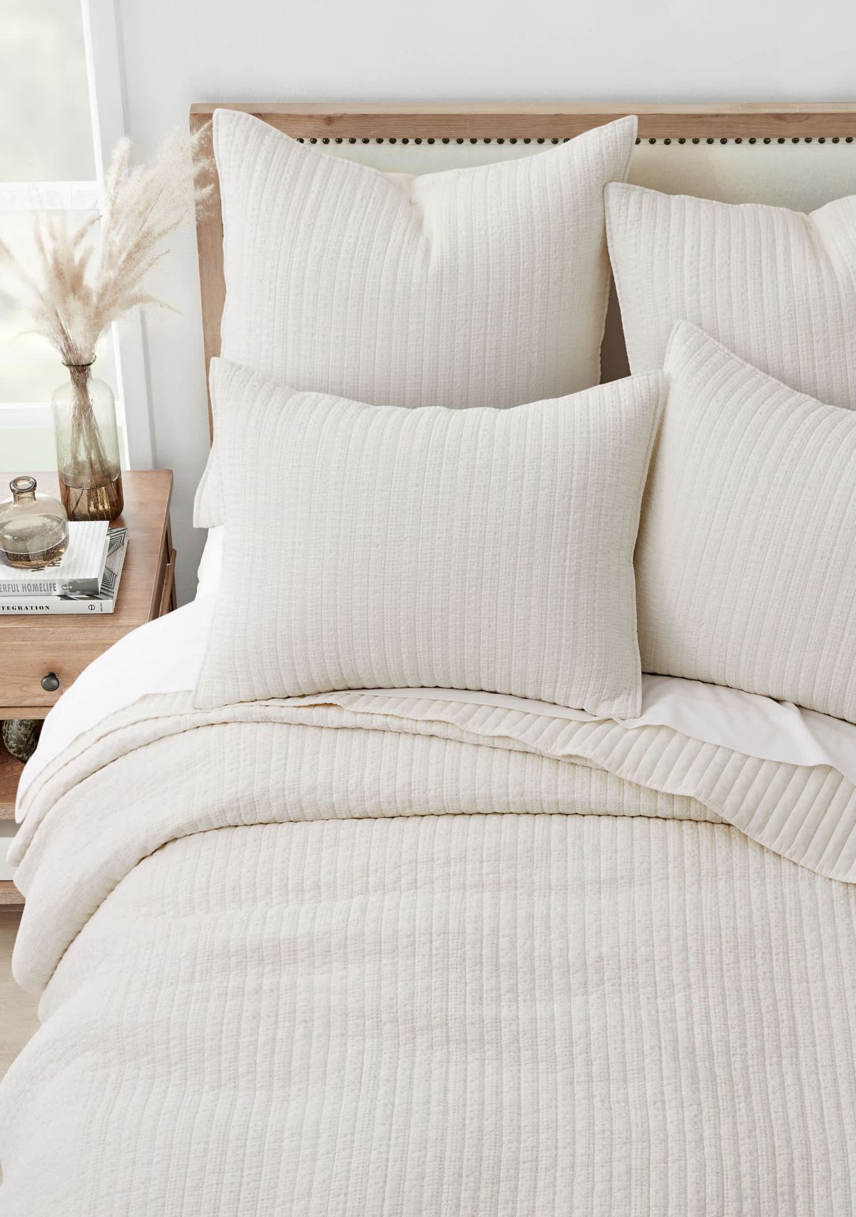 Loden Cream Quilt Set