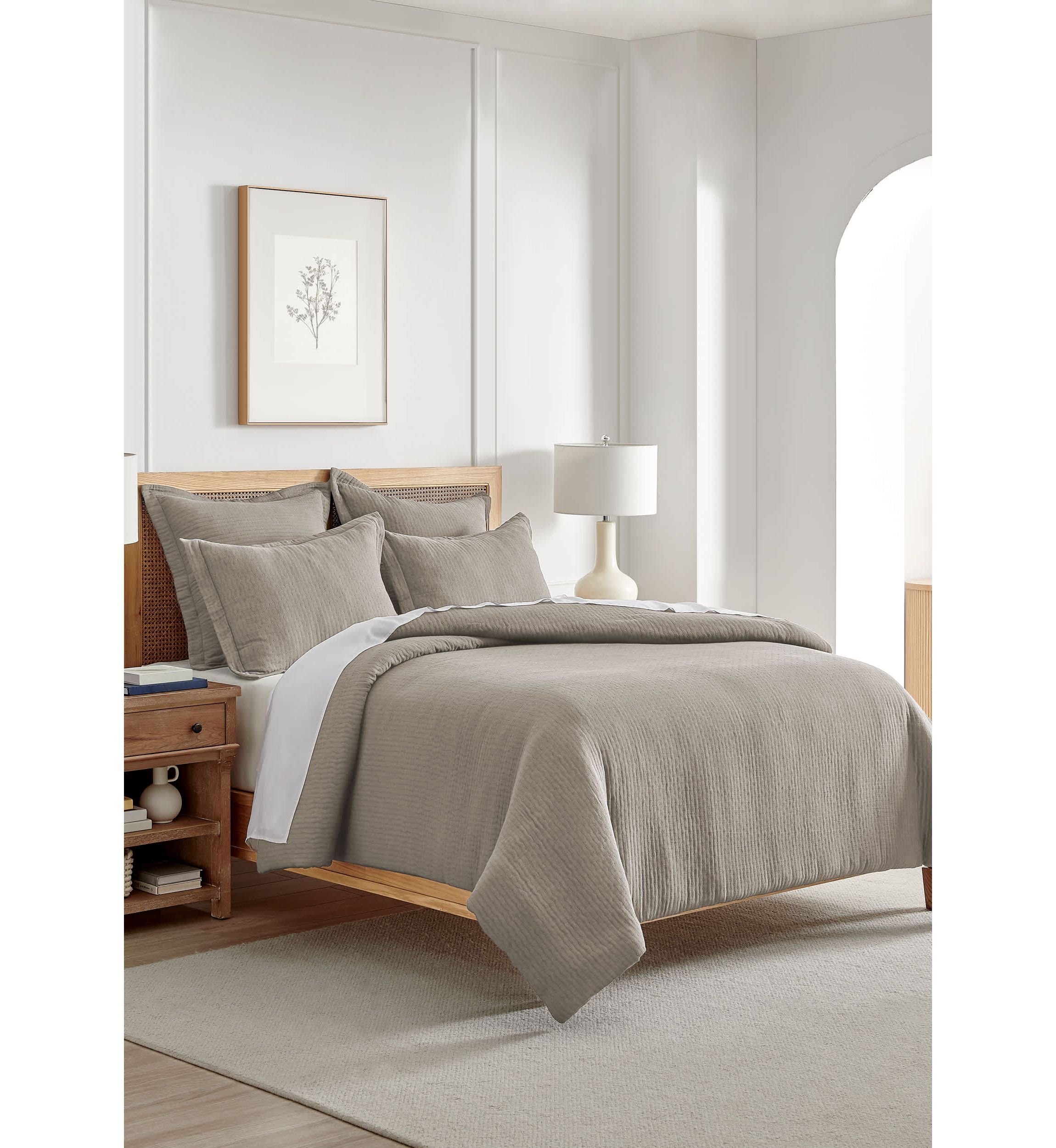 Reede Muslin Bright White Comforter Set