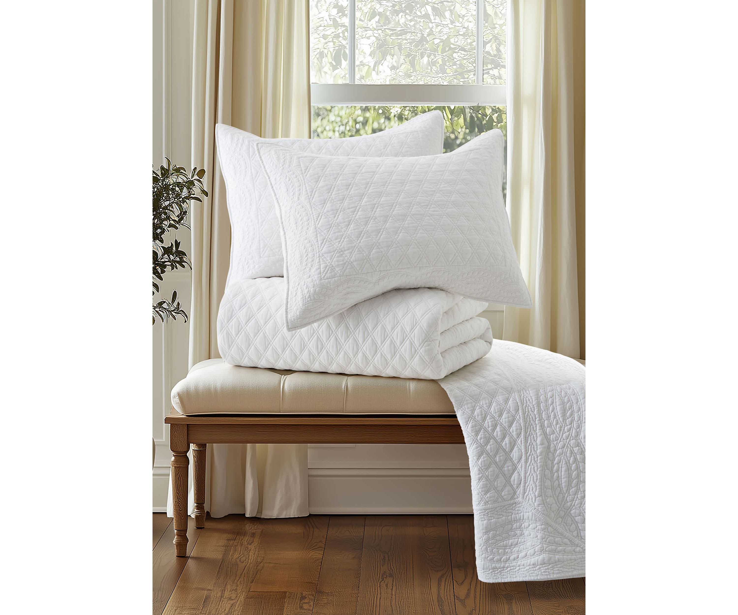 Ballou Bright White Bedspread Set