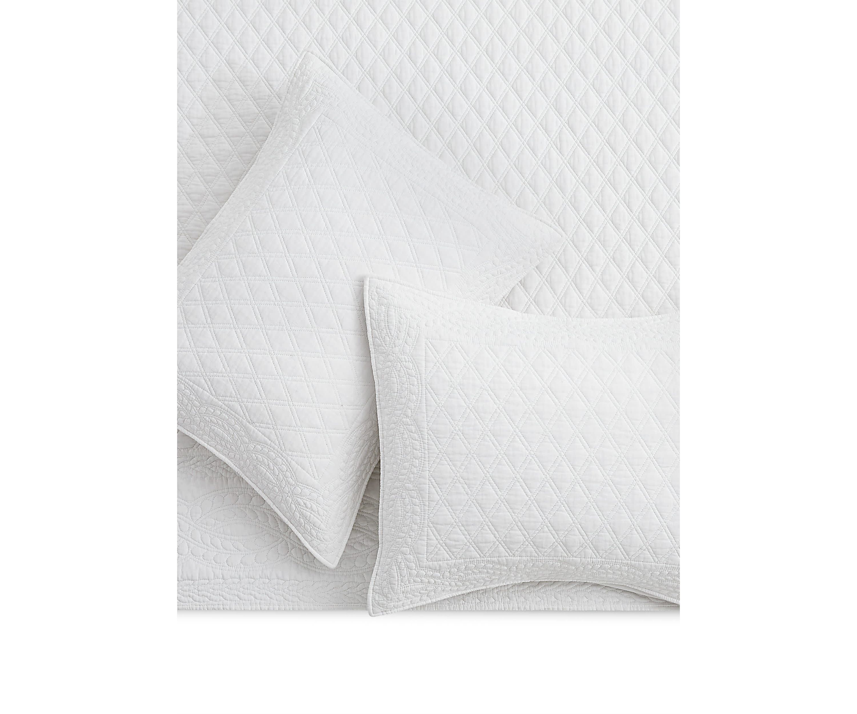 Ballou Bright White Bedspread Set