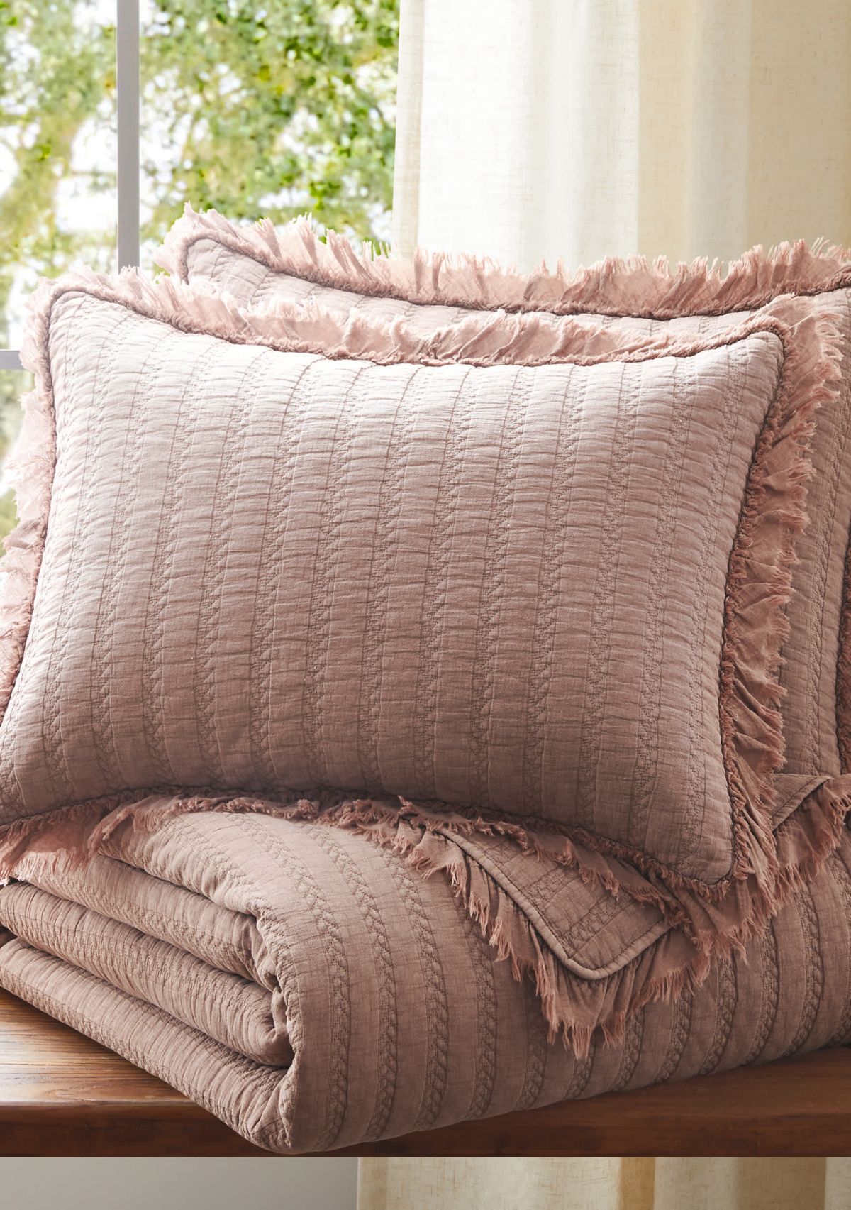 Wilhemina Dusty Rose Quilt Set
