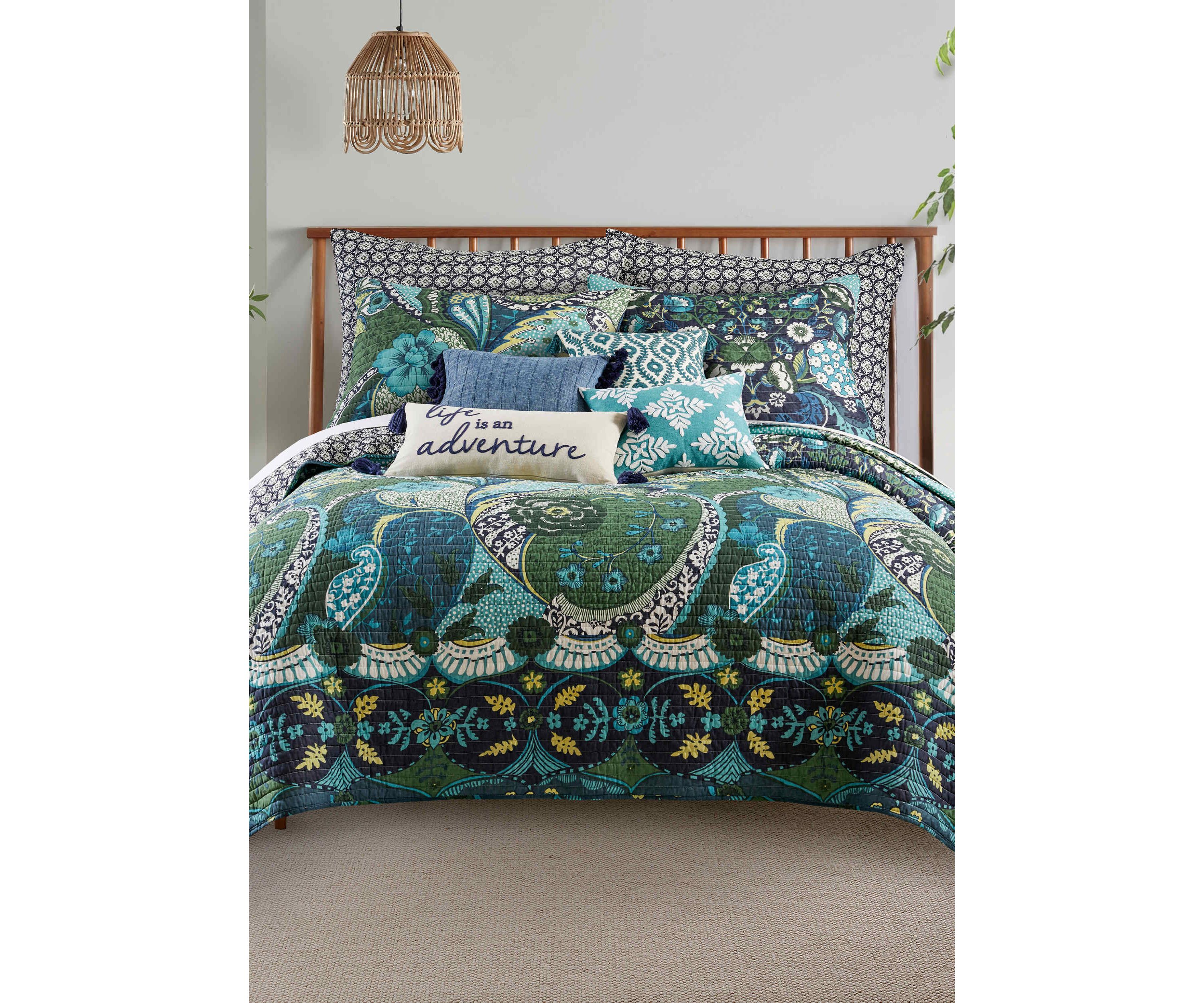 Jules Blue Quilt Set