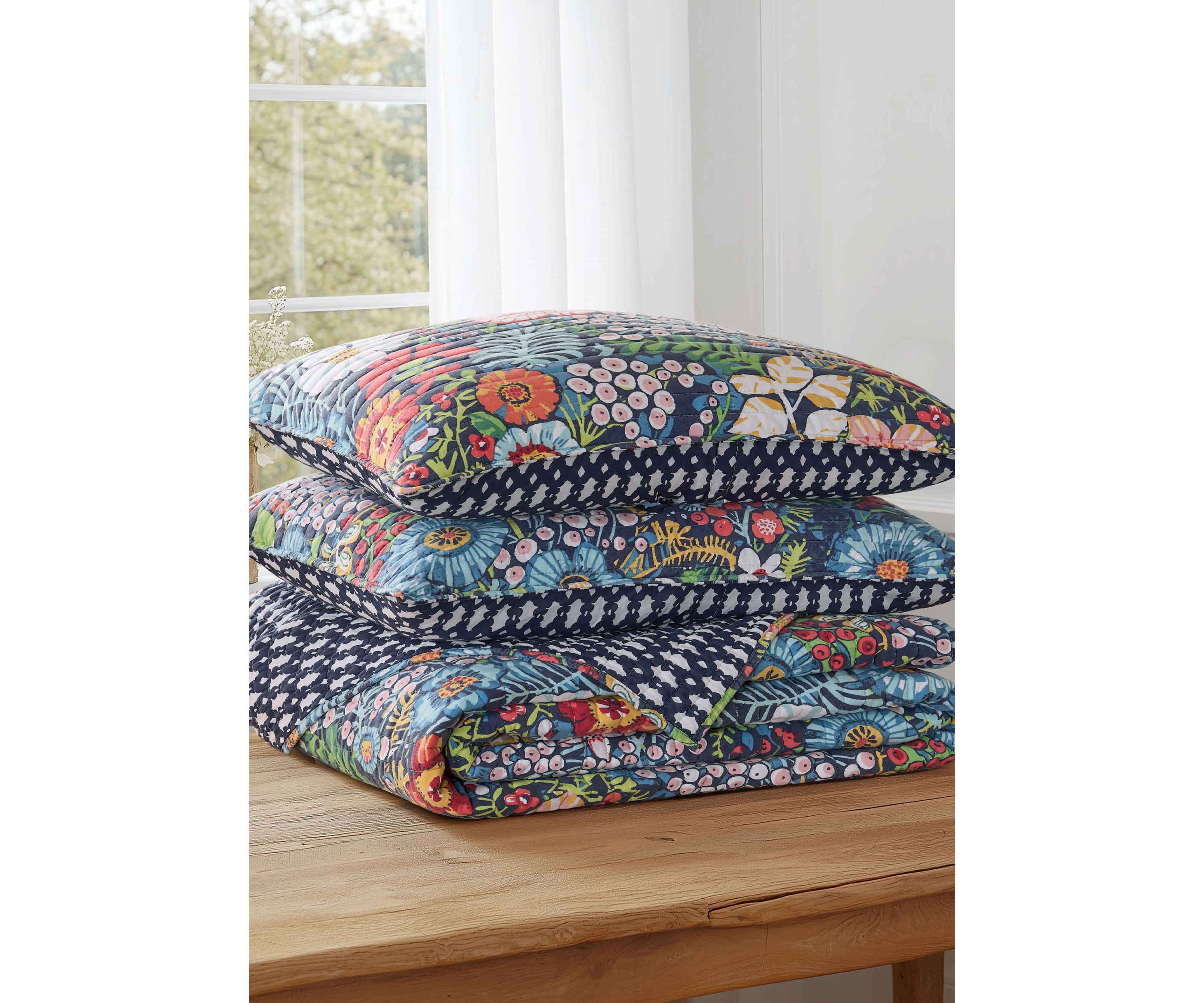 Night Garden Quilt Set