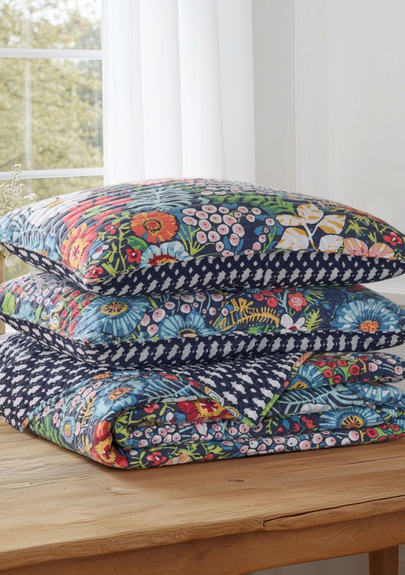 Night Garden Quilt Set