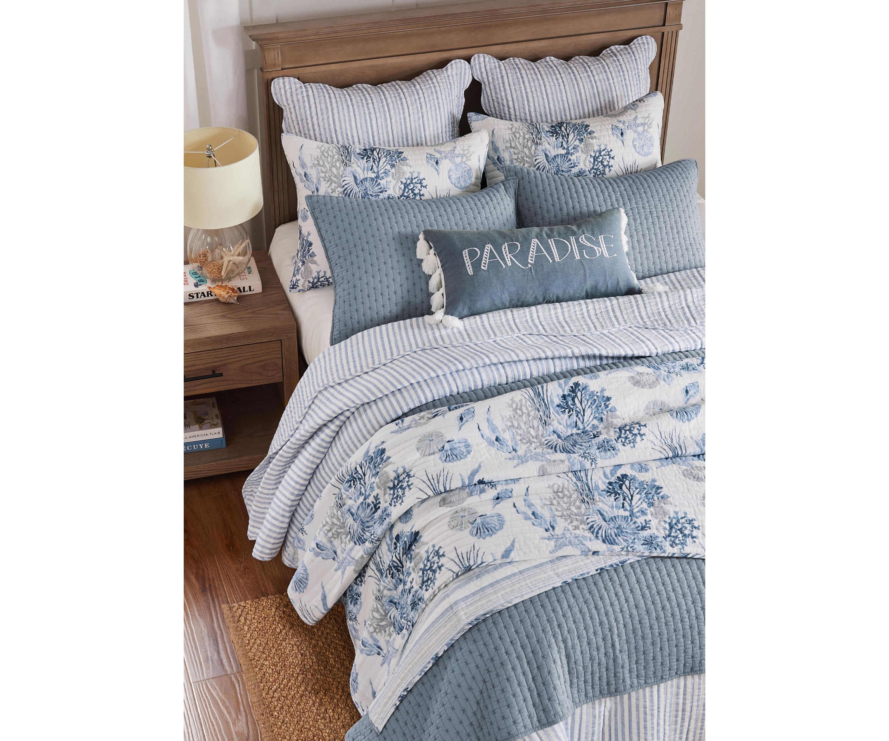 Coral Landing Quilt Set