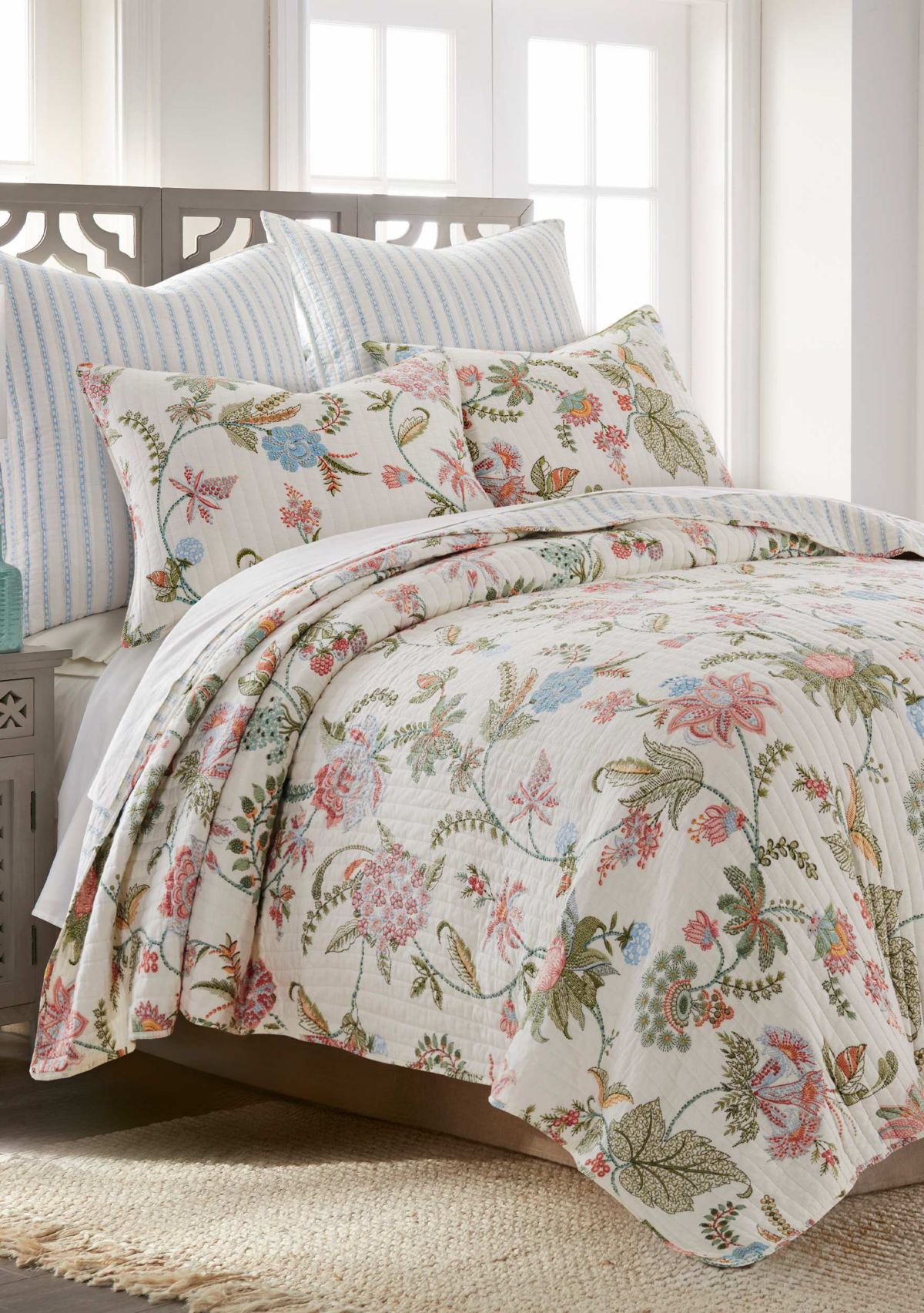 Chantae Quilt Set