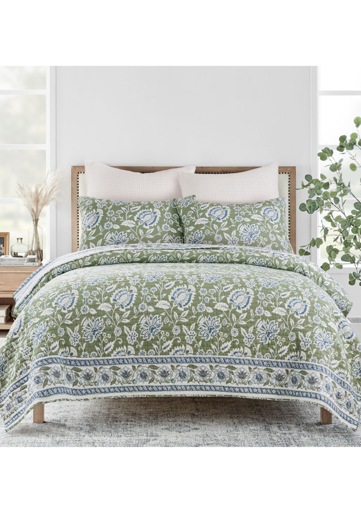 Sarrah Quilt Set