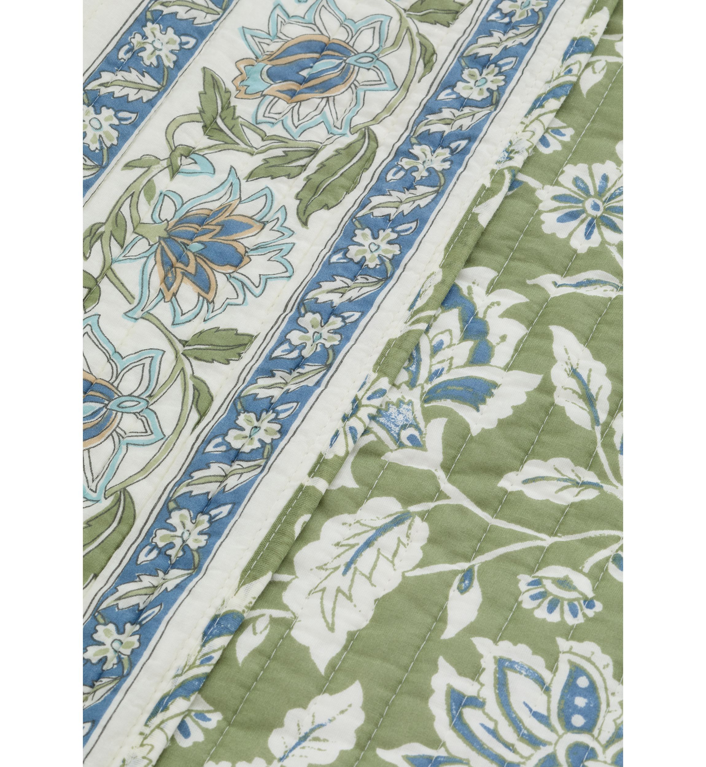 Sarrah Quilt Set