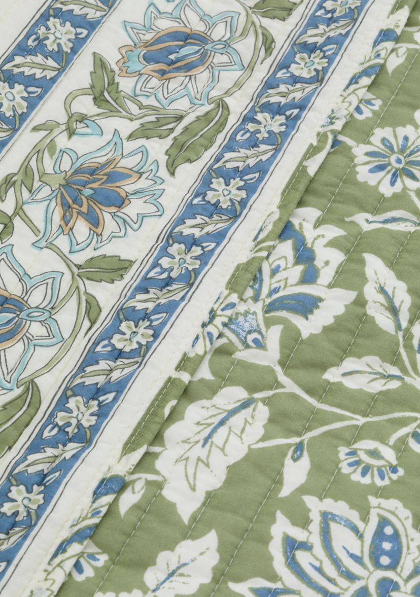 Sarrah Quilt Set