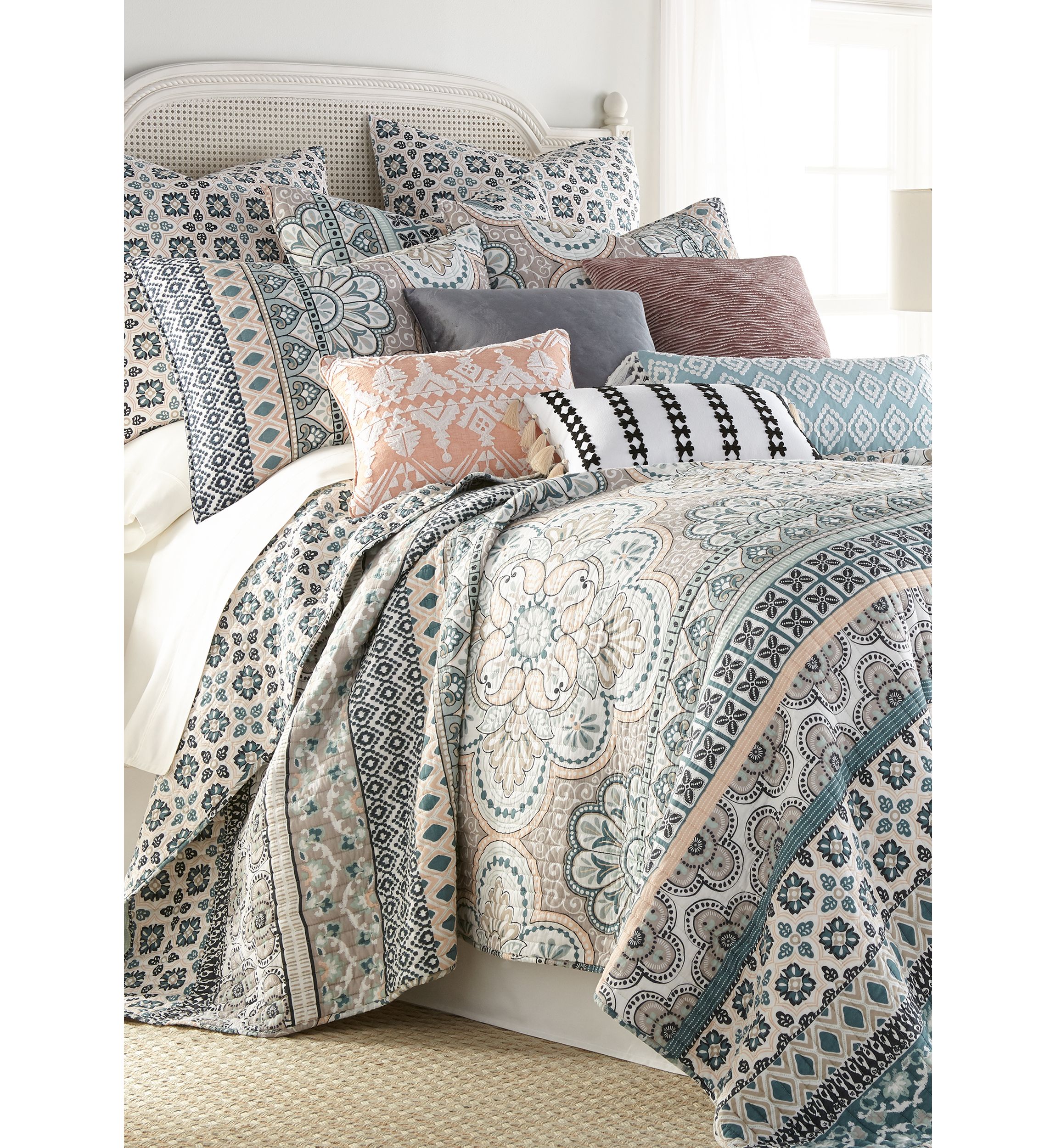 Addie Quilt Set