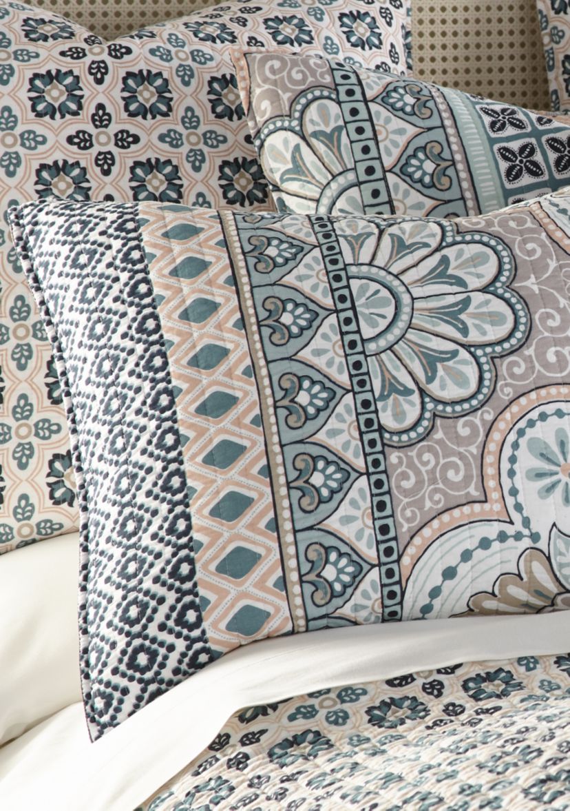 Addie Quilt Set
