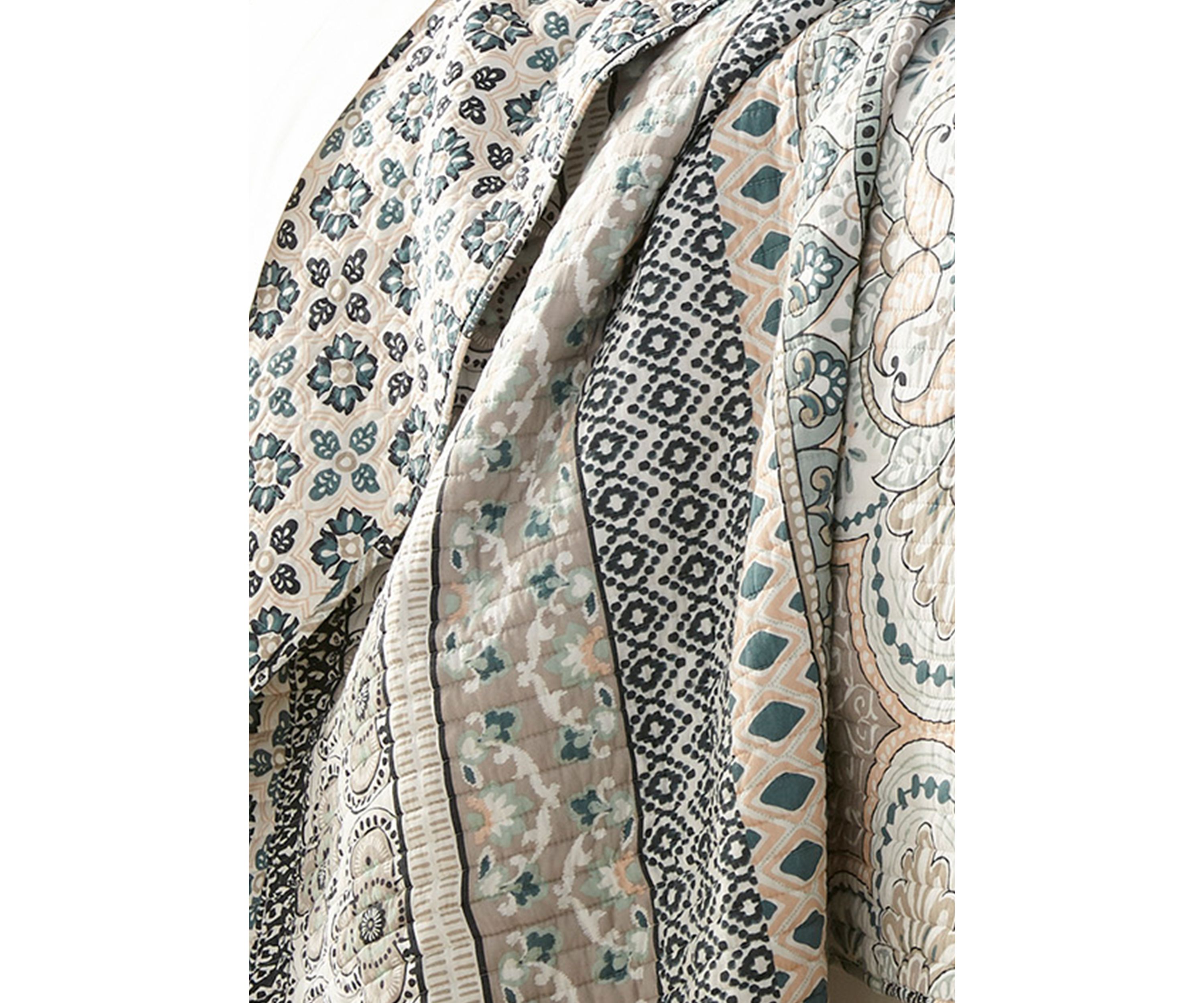 Addie Quilt Set