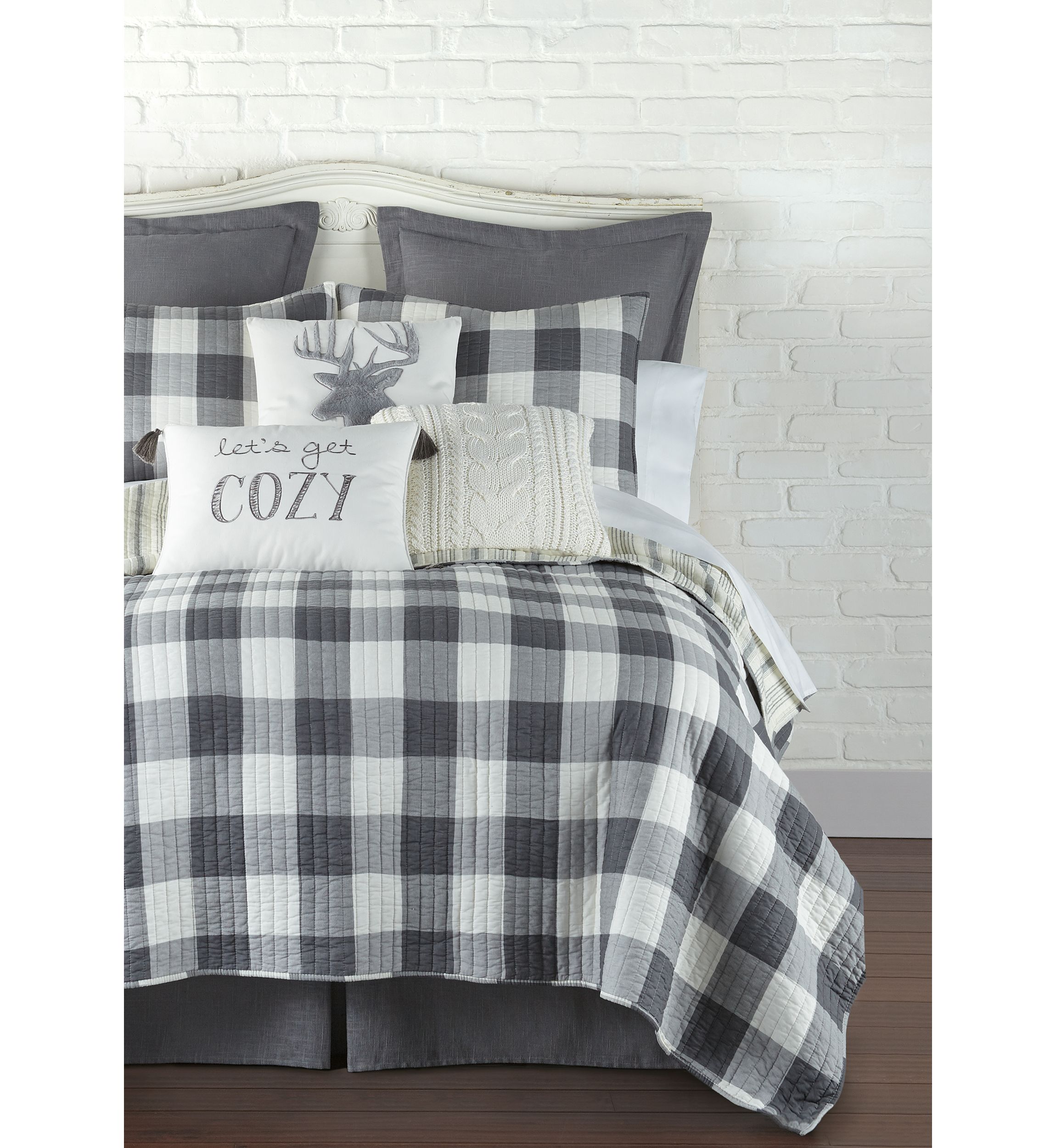Camden Reversible Quilt Set