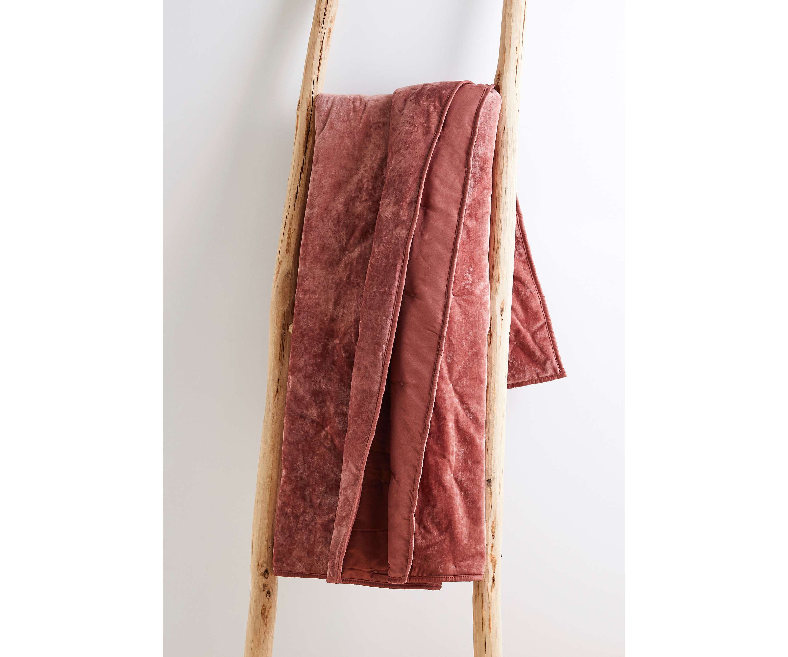 BH Abruzzi Velvet Spice Quilted Throw