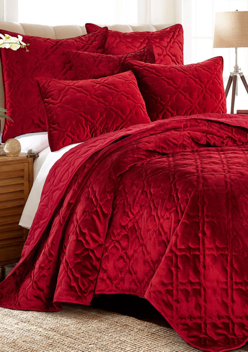 BH Caserta Velvet Quilt