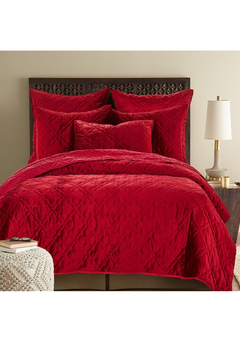BH Caserta Velvet Quilt