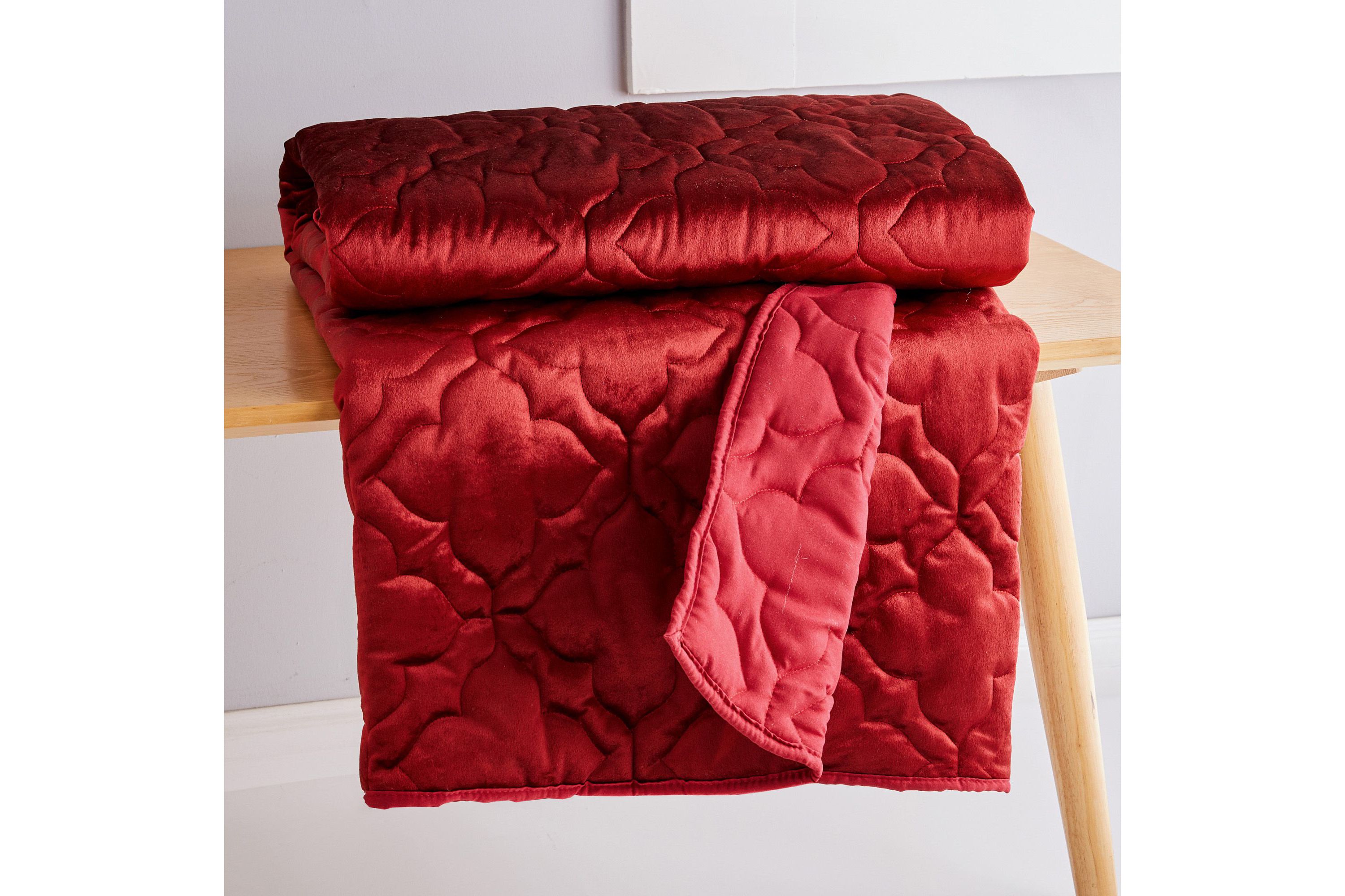 BH Caserta Velvet Throw